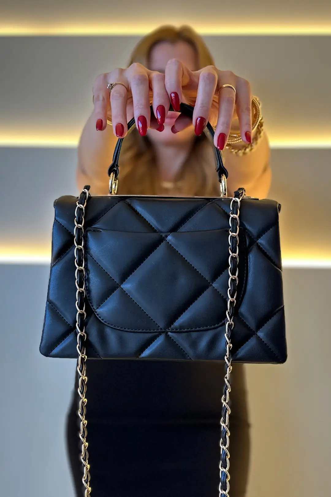CHNL- Lambskin Siyah Düz Deri