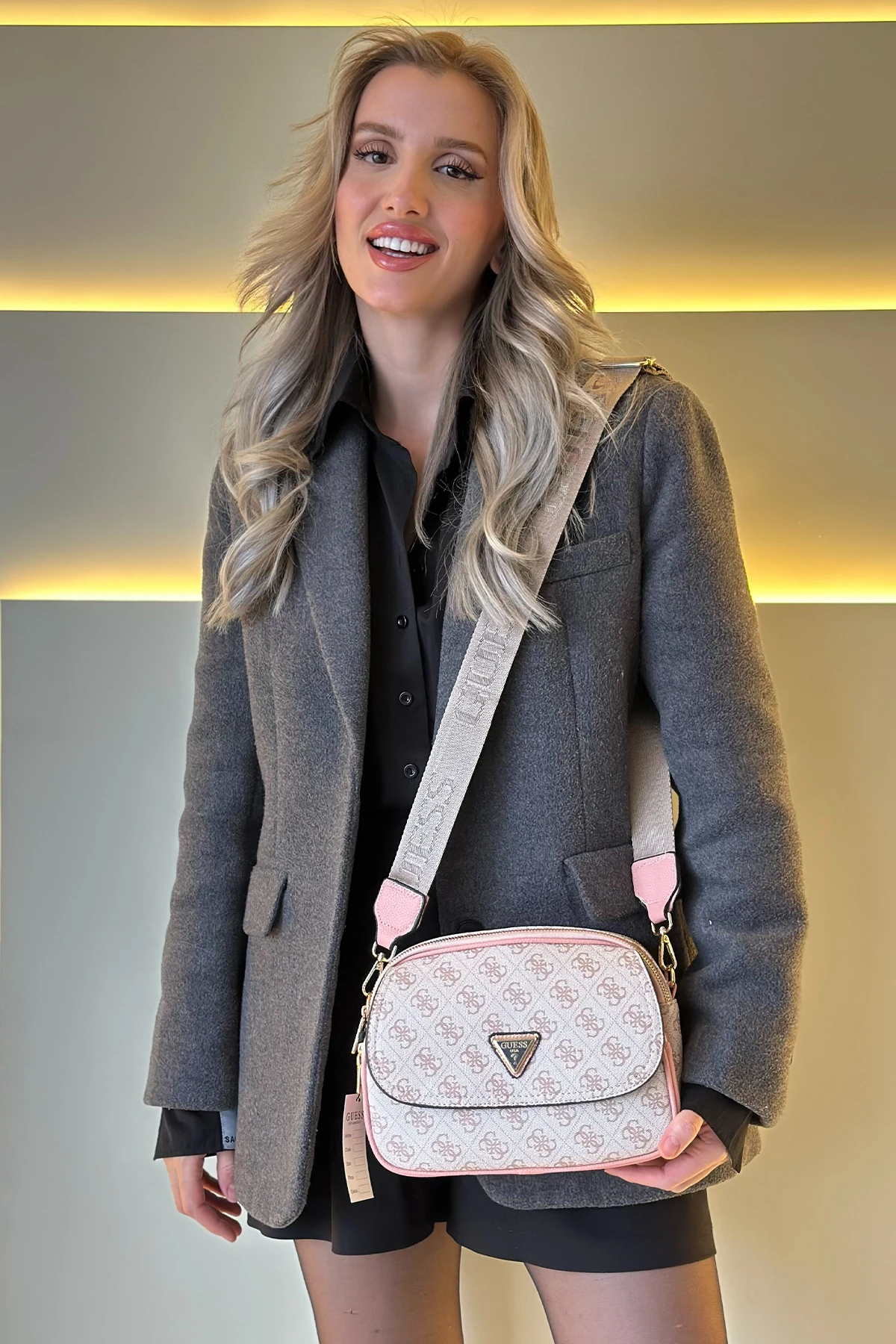 GSS - Kutu Kapaklı Krem Pembe Detay Çanta