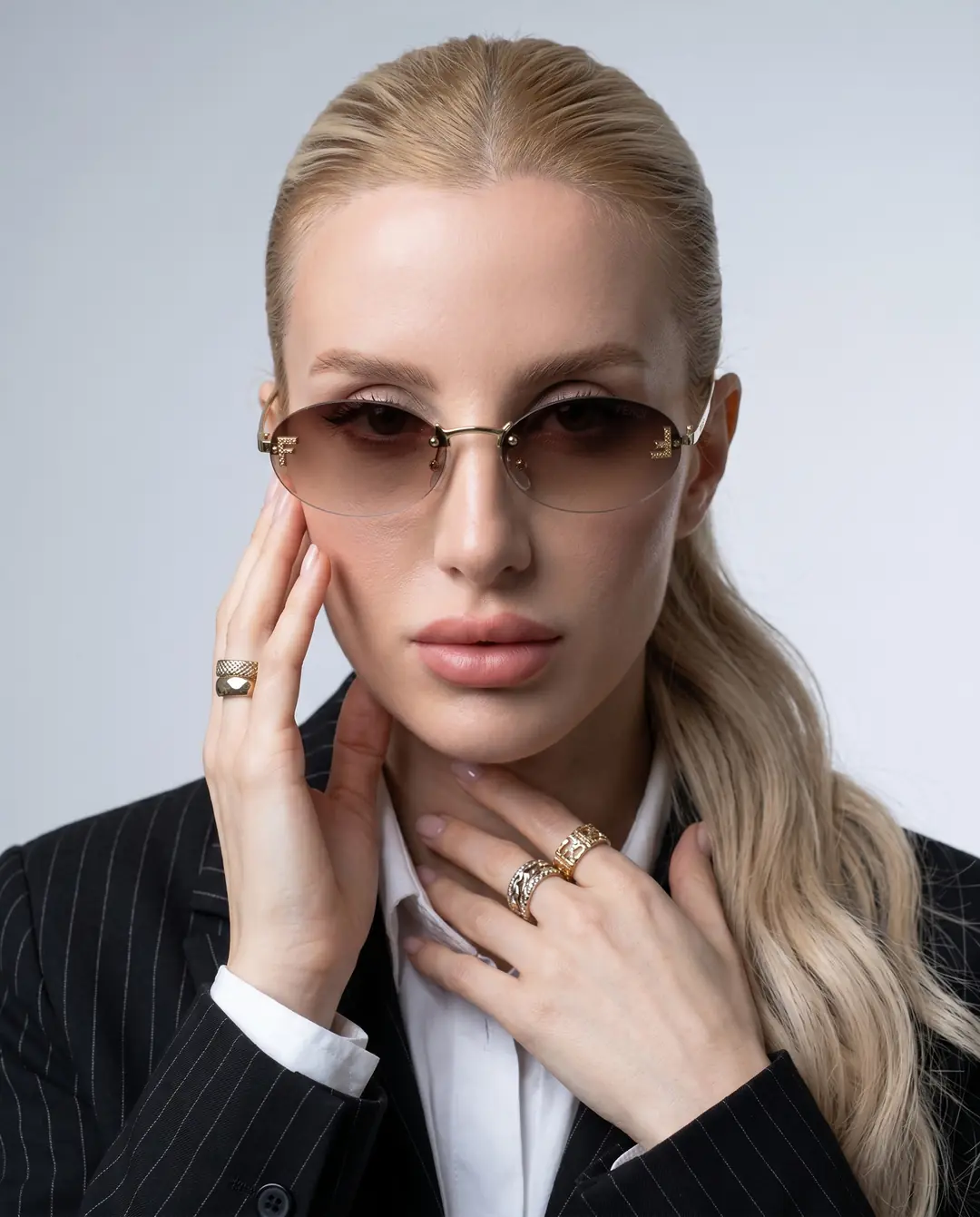 Fendi First Crystal Oval FE4075US Kahverengi Kadın Gözlük G4654-ILY