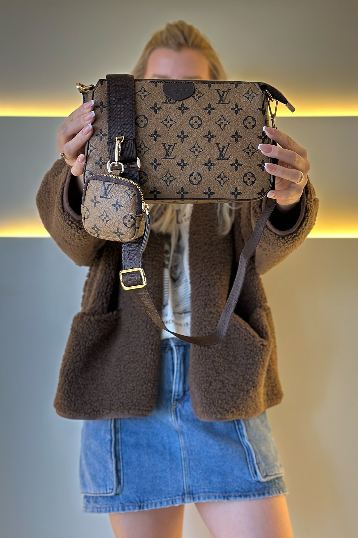 LV - Big Pochette Açık Kahve Dama Detay Çanta