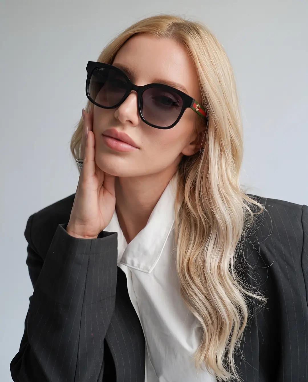 Gucci Web Stripe Round-Frame Siyah Kadın Gözlük G4714-CN