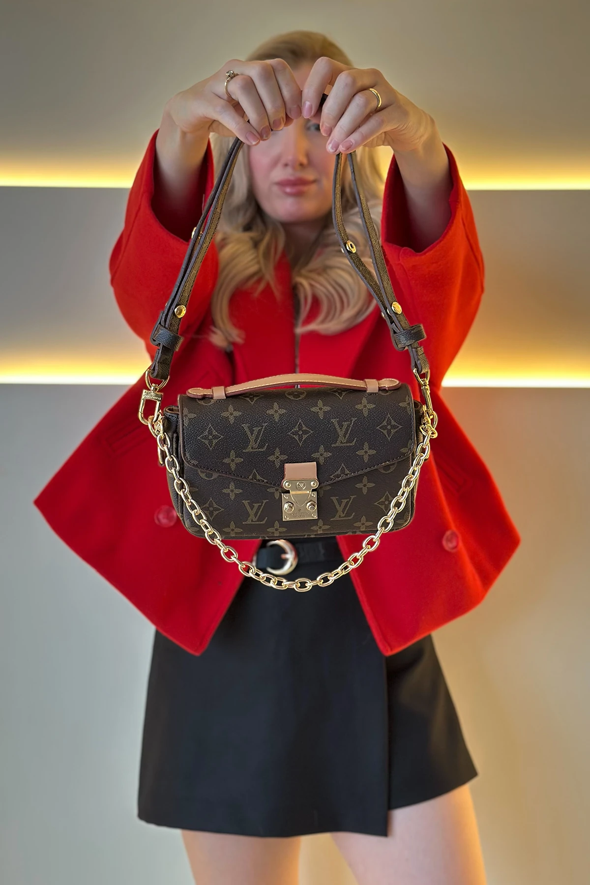 LV - Mini Zincir Detay Kahve Çanta