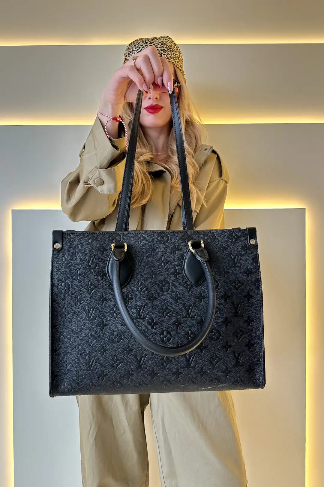 LV - Onthego Siyah