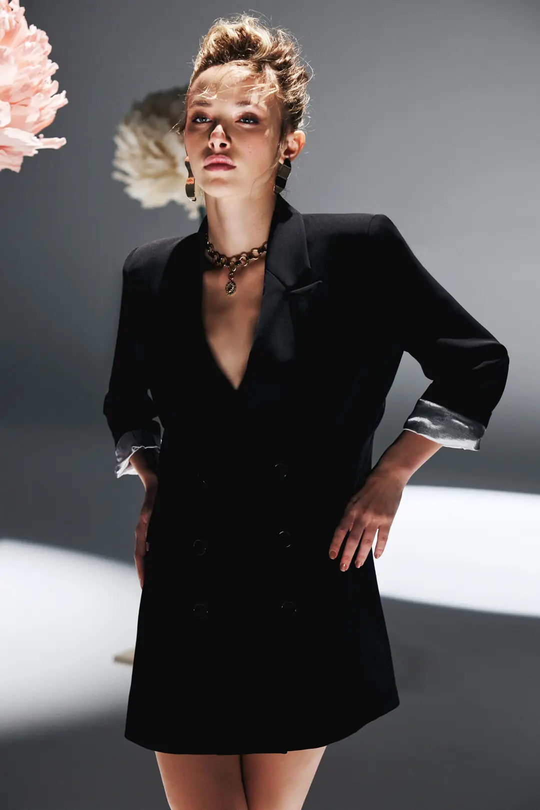 AMY - Black Blazer