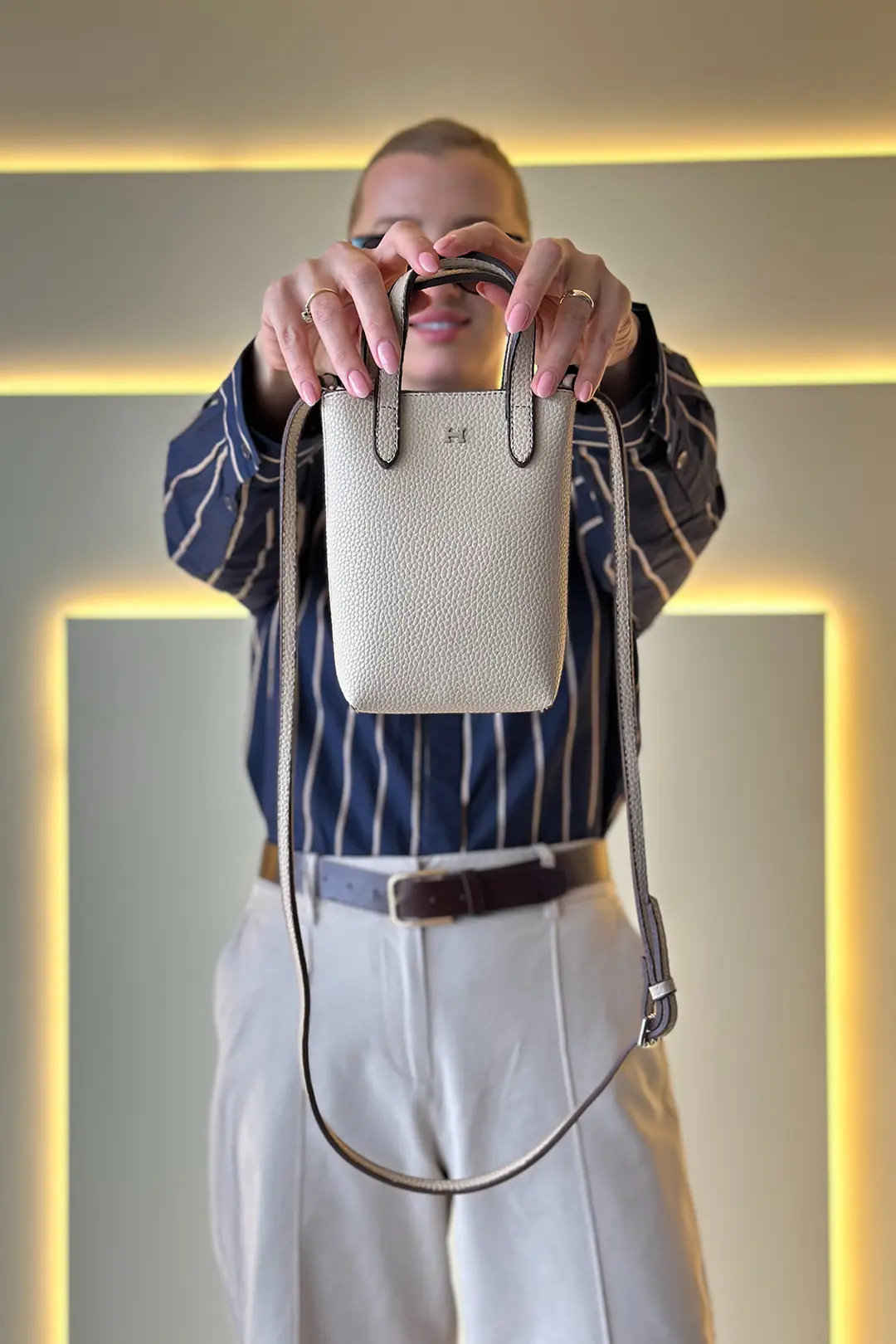 HRMS - Phone Case Krem Çanta