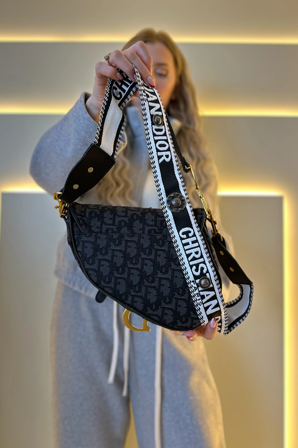 Chrstn Dr - Big Saddle Siyah Dokuma