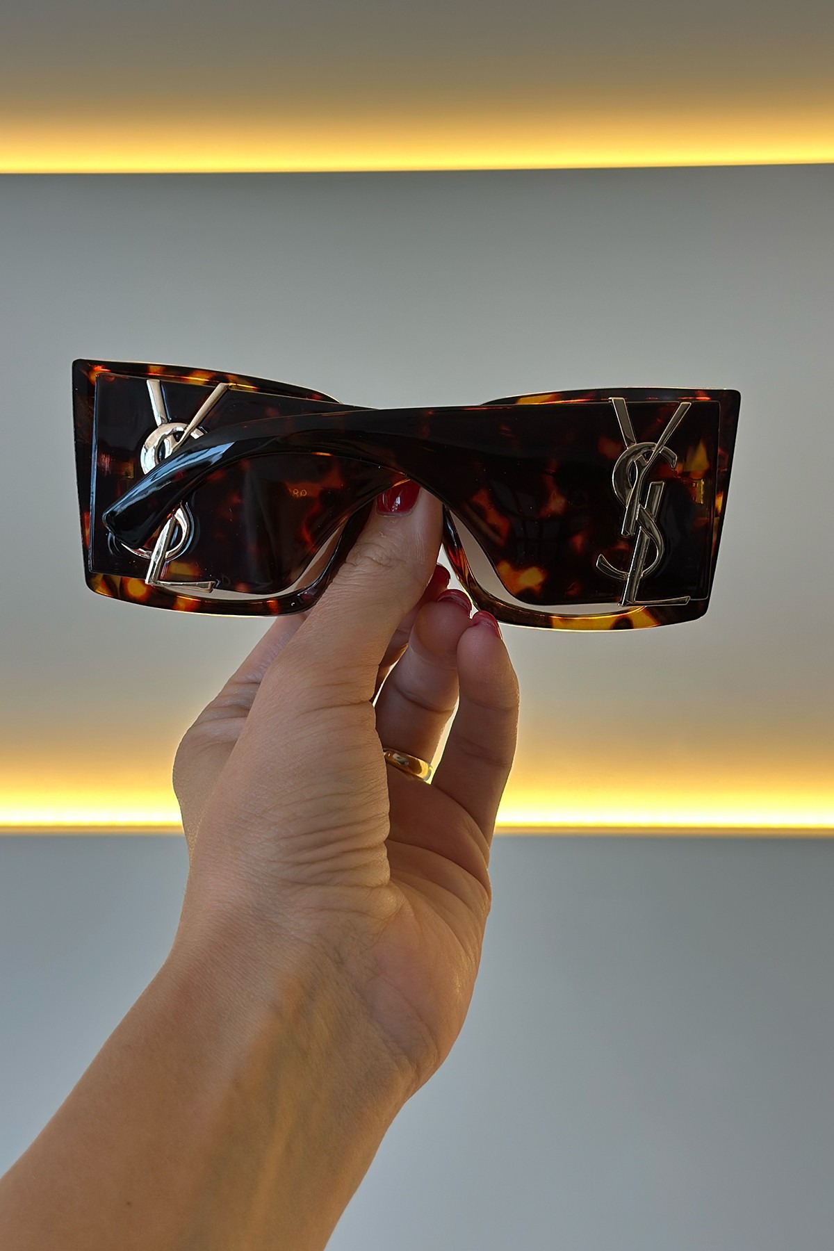 YSL - Güneş Gözlüğü Leopar 22-08-2025