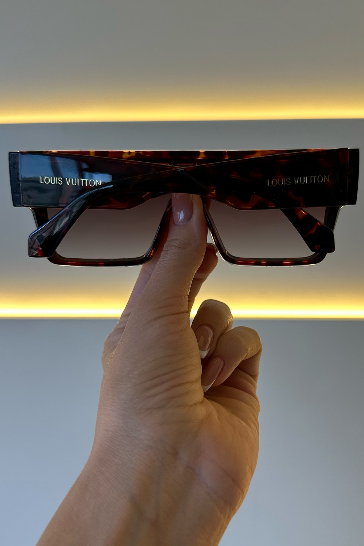 LV - Kahve Cam Detay Leopar Detay Güneş Gözlüğü