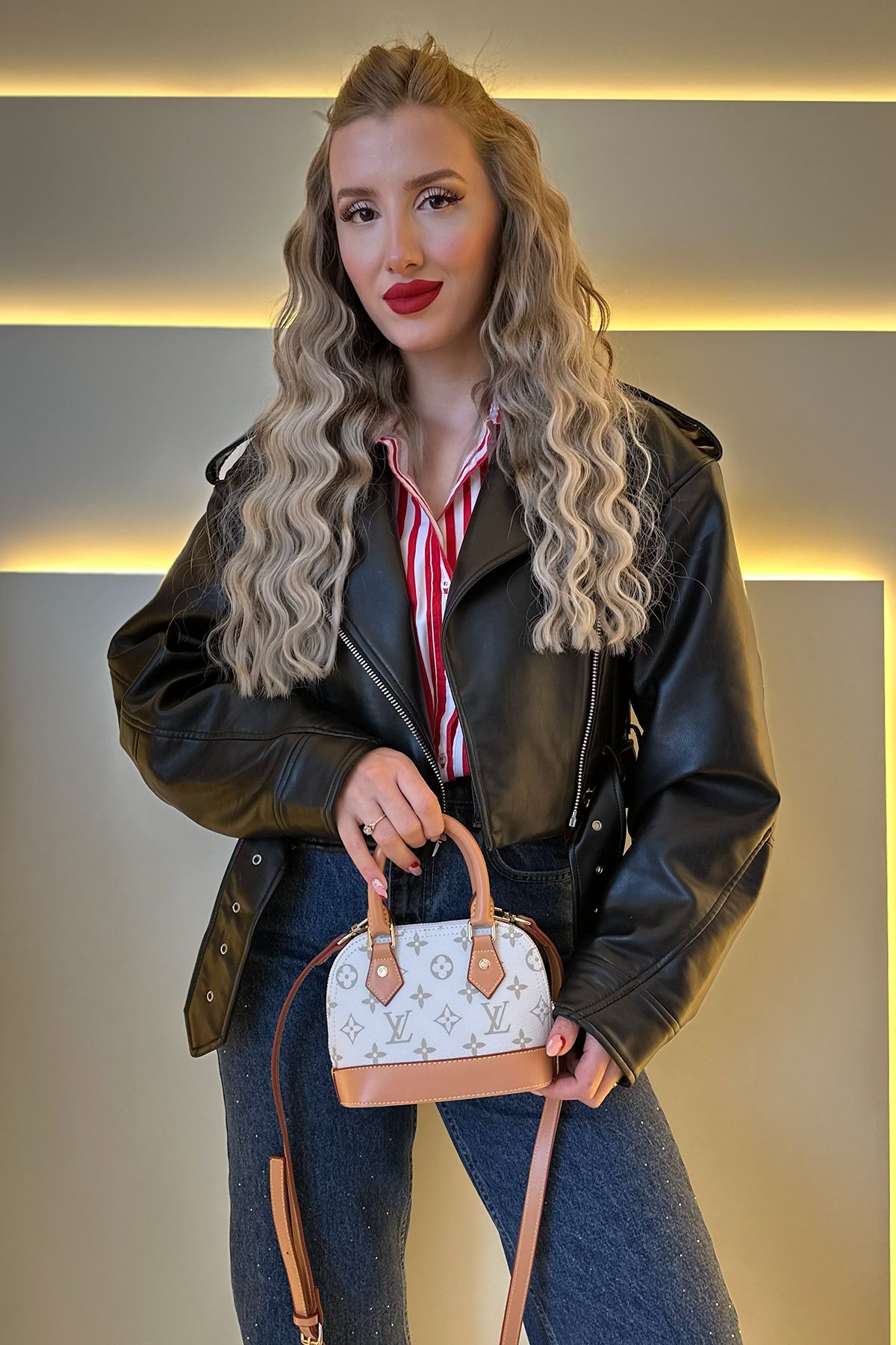 LV - Mini Alma Pm Beyaz Krem Detay