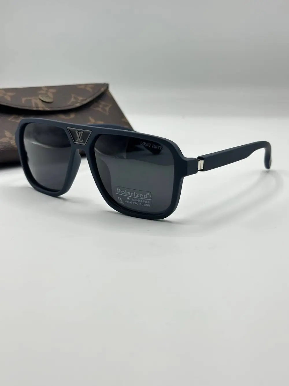 Louis Vuitton Lacivert İthal Erkek Gözlük G4667-ILY
