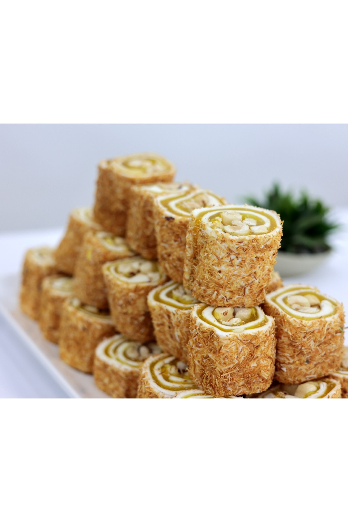 Kadayıflı Sarma Lokum 1000 gr – İnce Kadayıf Kaplı Lokum
