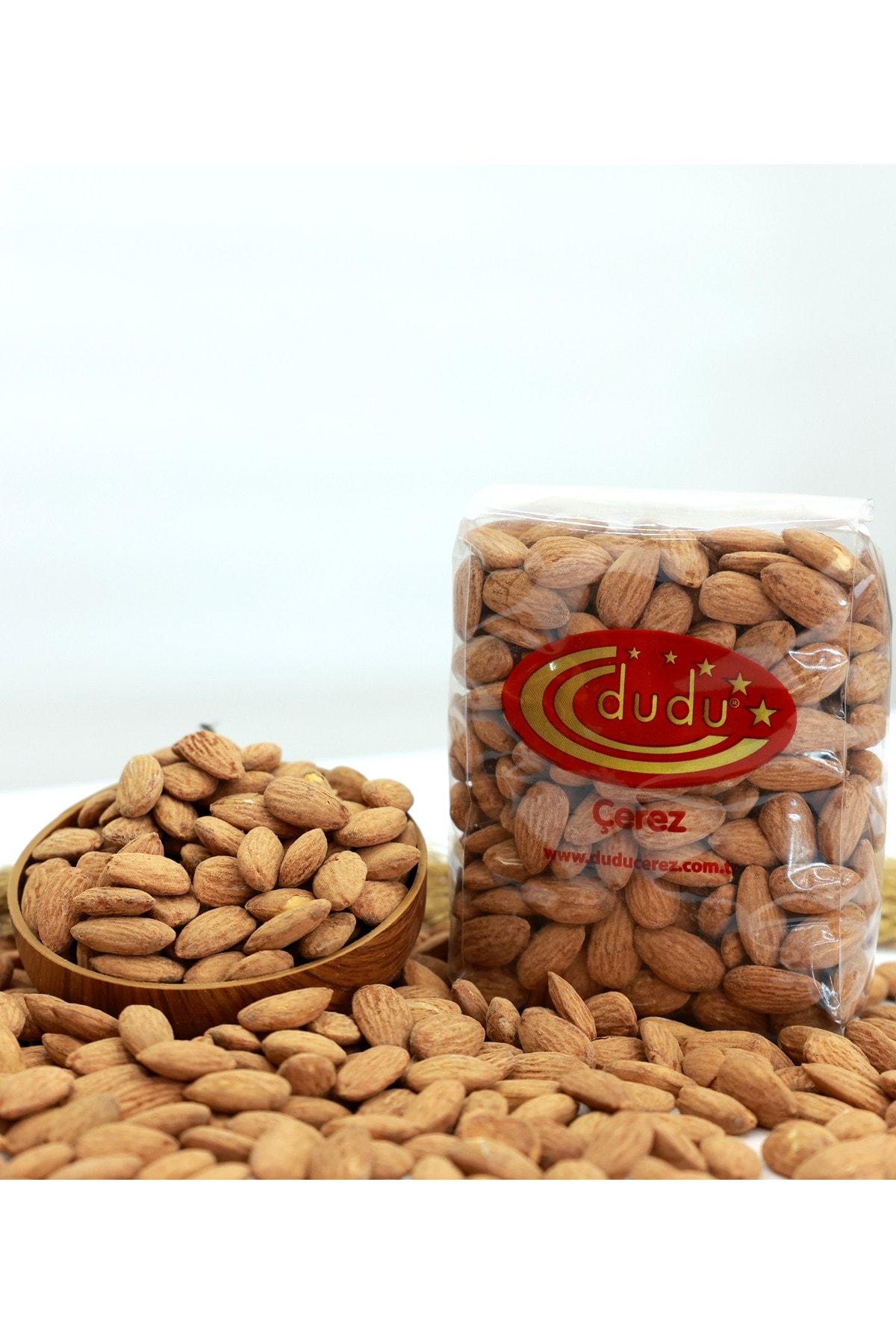 Çiğ Badem İçi 500 gr – Doğal, Katkısız ve Besleyici Atıştırmalık