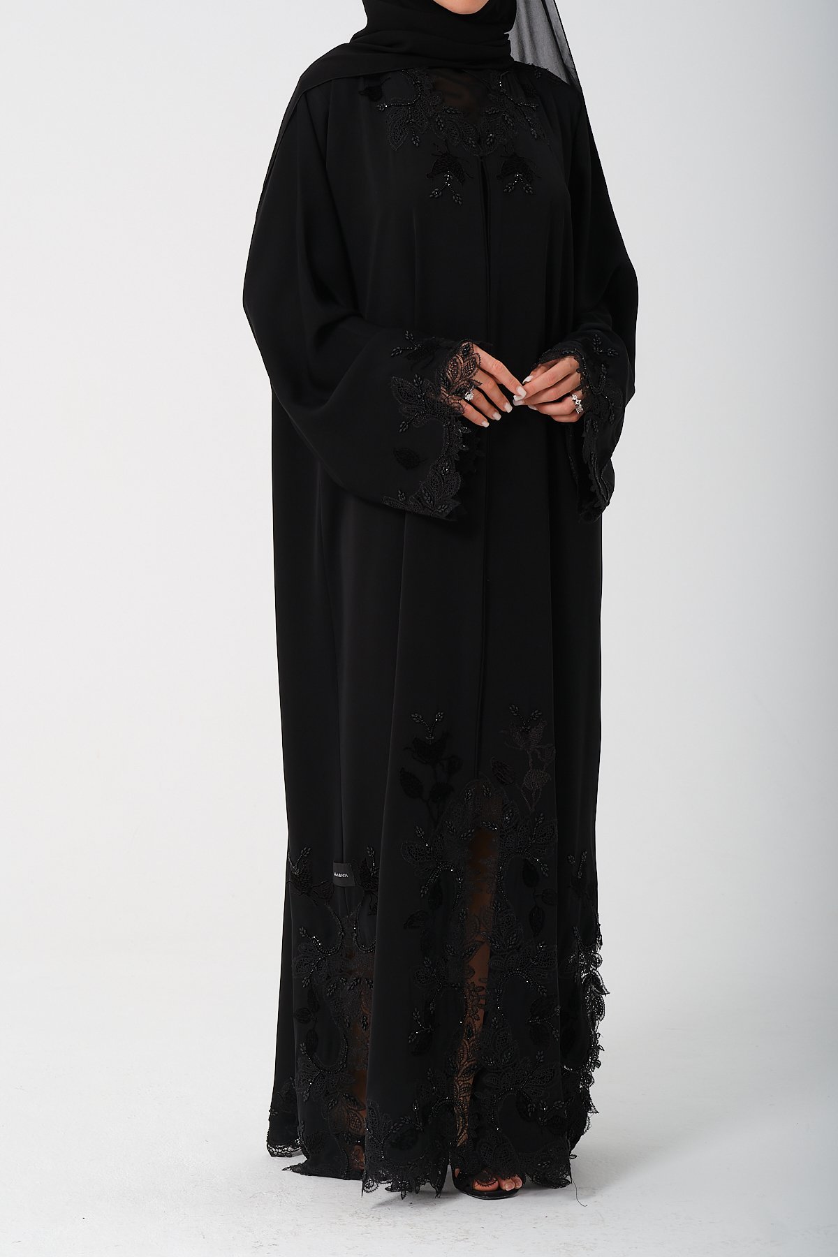 İnce Dantelli Abaya