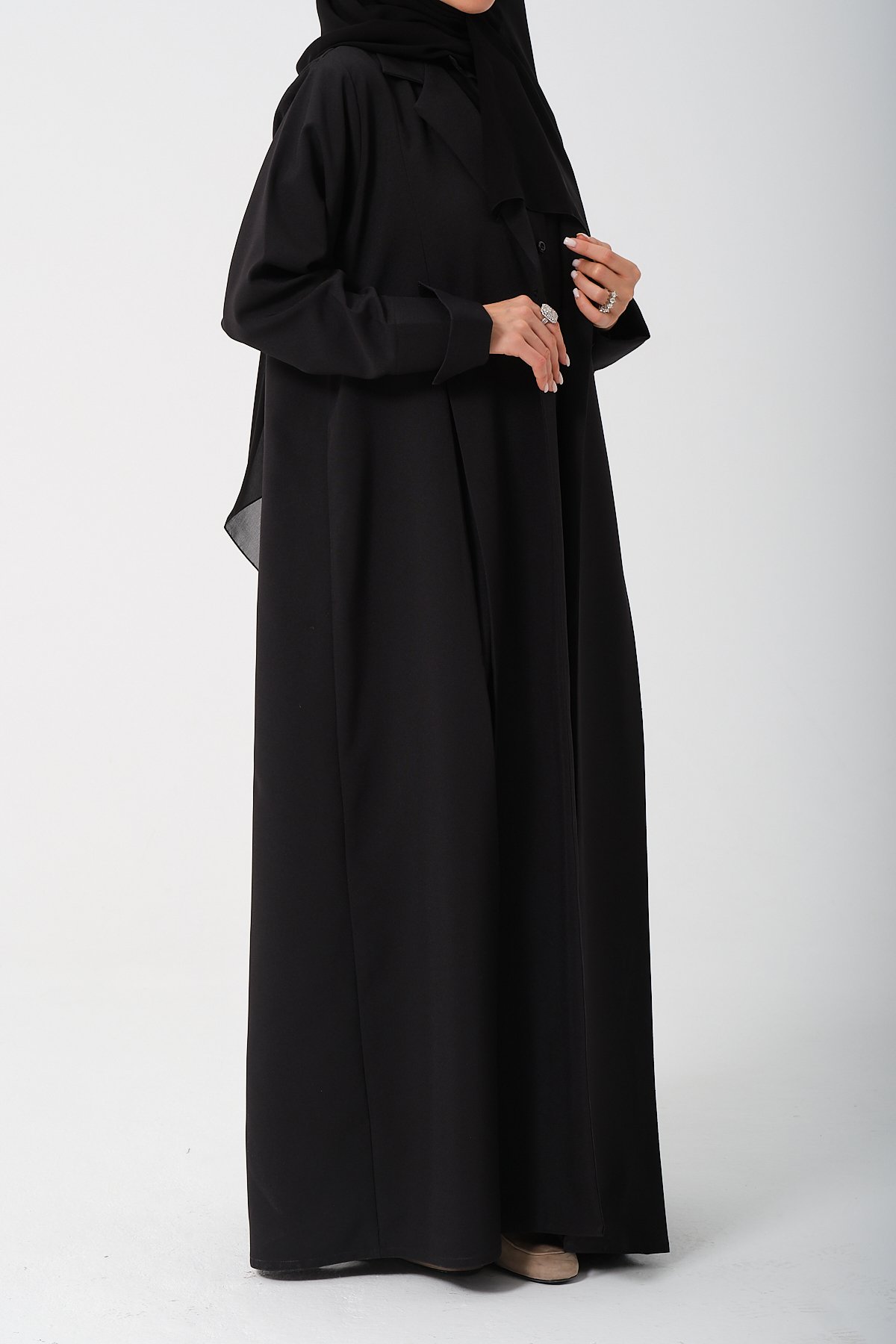 GÖMLEKLİ ABAYA