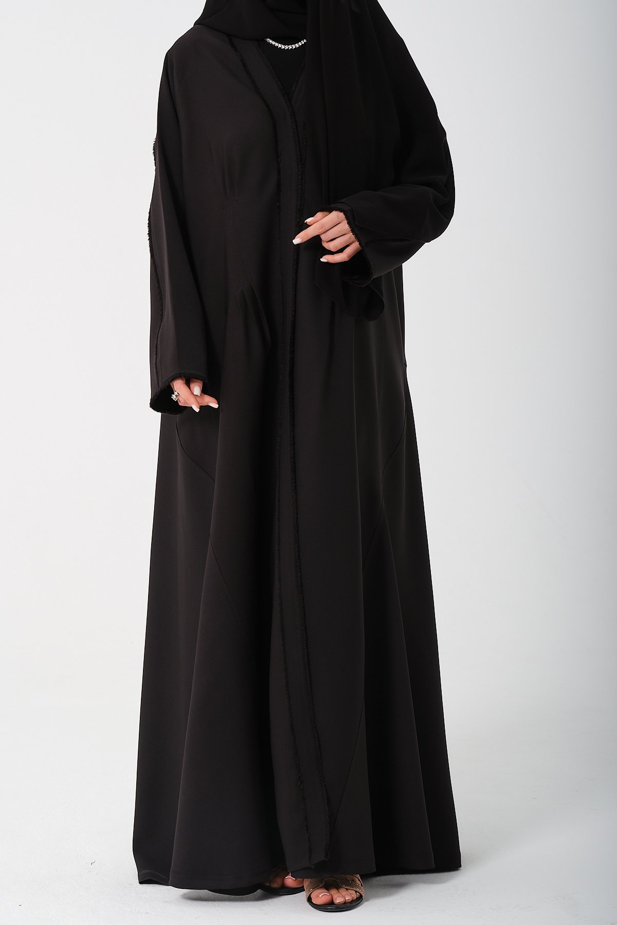 Fırfırlı Siyah Abaya main variant image