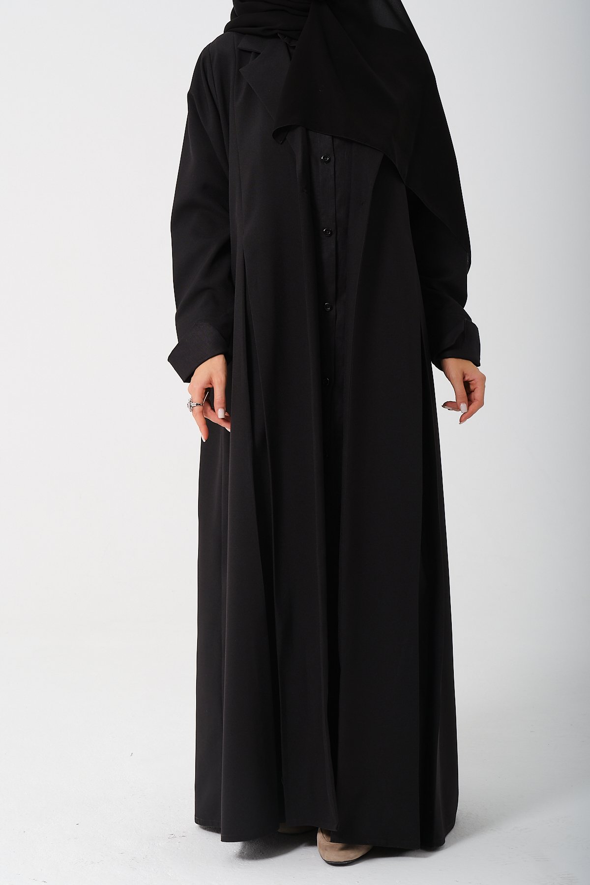 GÖMLEKLİ ABAYA