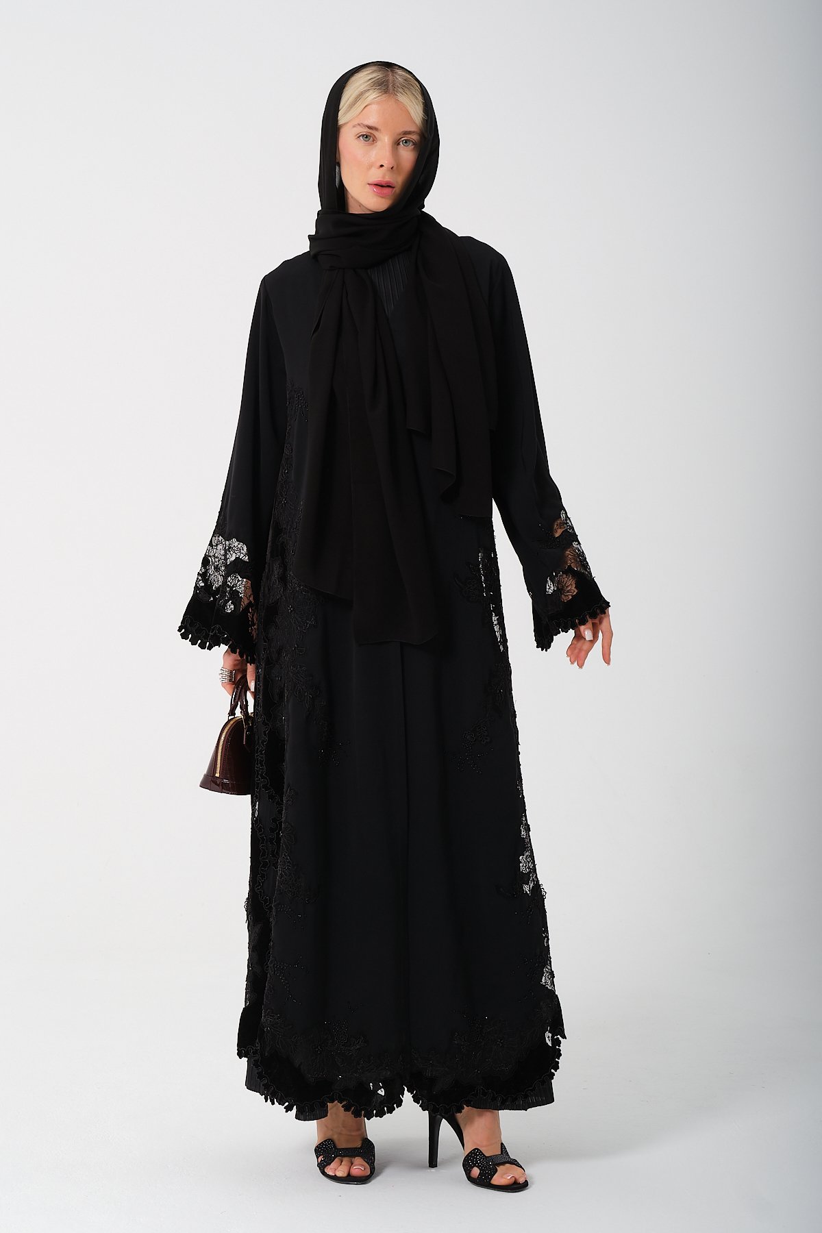 ÖZEL SERİ ABAYA