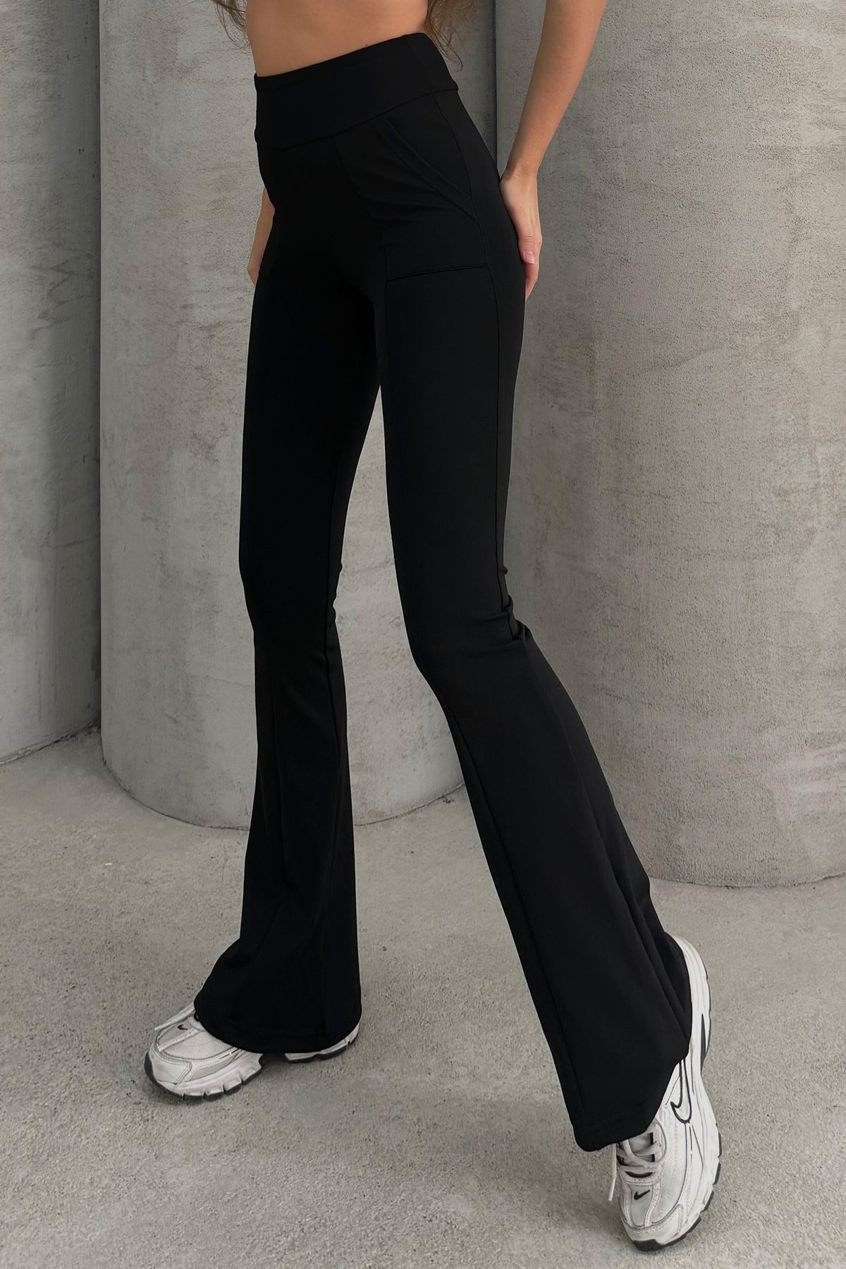 Yüksek Bel Flare Comfort Çift Cepli Toparlayıcı Ispanyol Paça Comfort Spor Pantolon