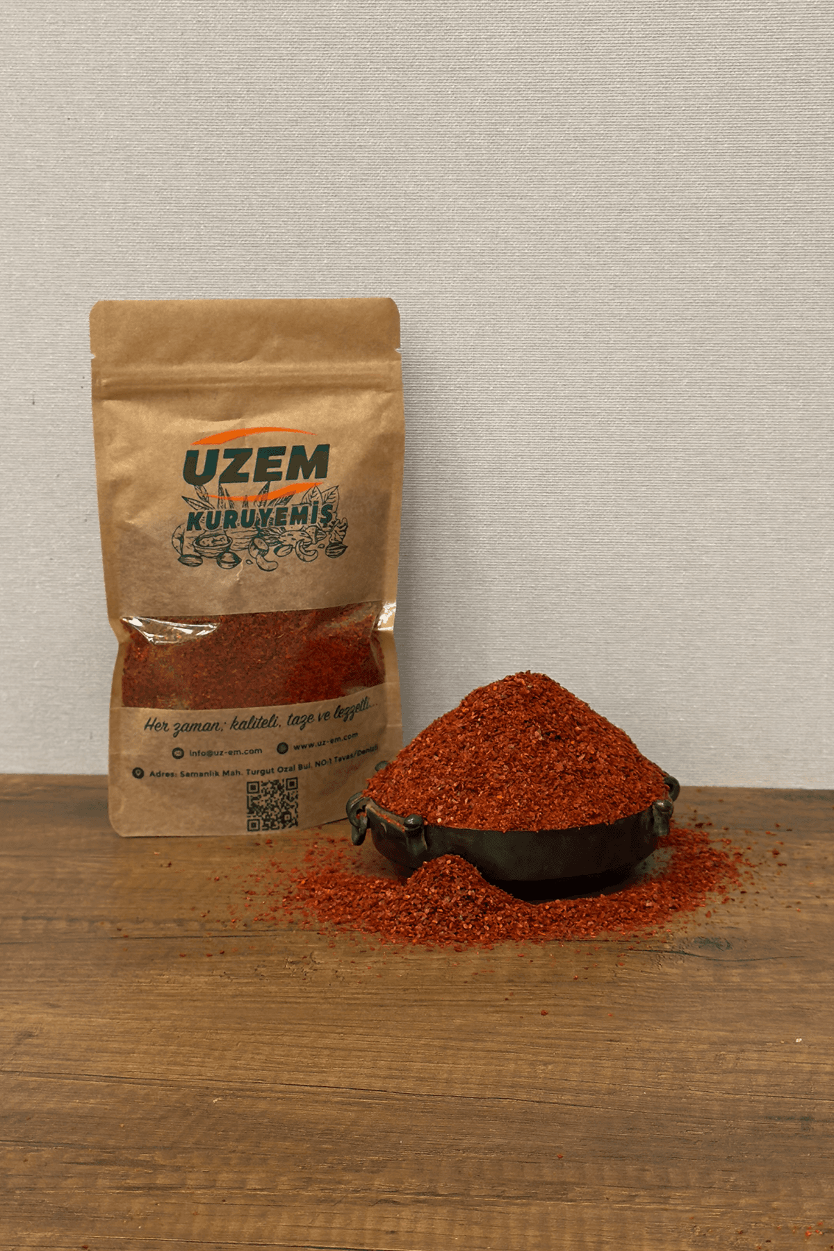 ORGANİK EV YAPIMI KÖY BİBERİ (ACI)