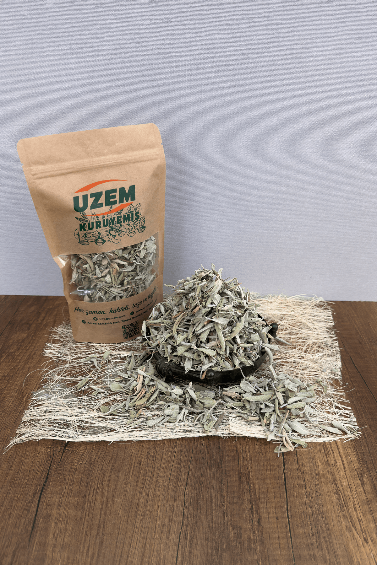 ORGANİK YAPRAK ADAÇAYI