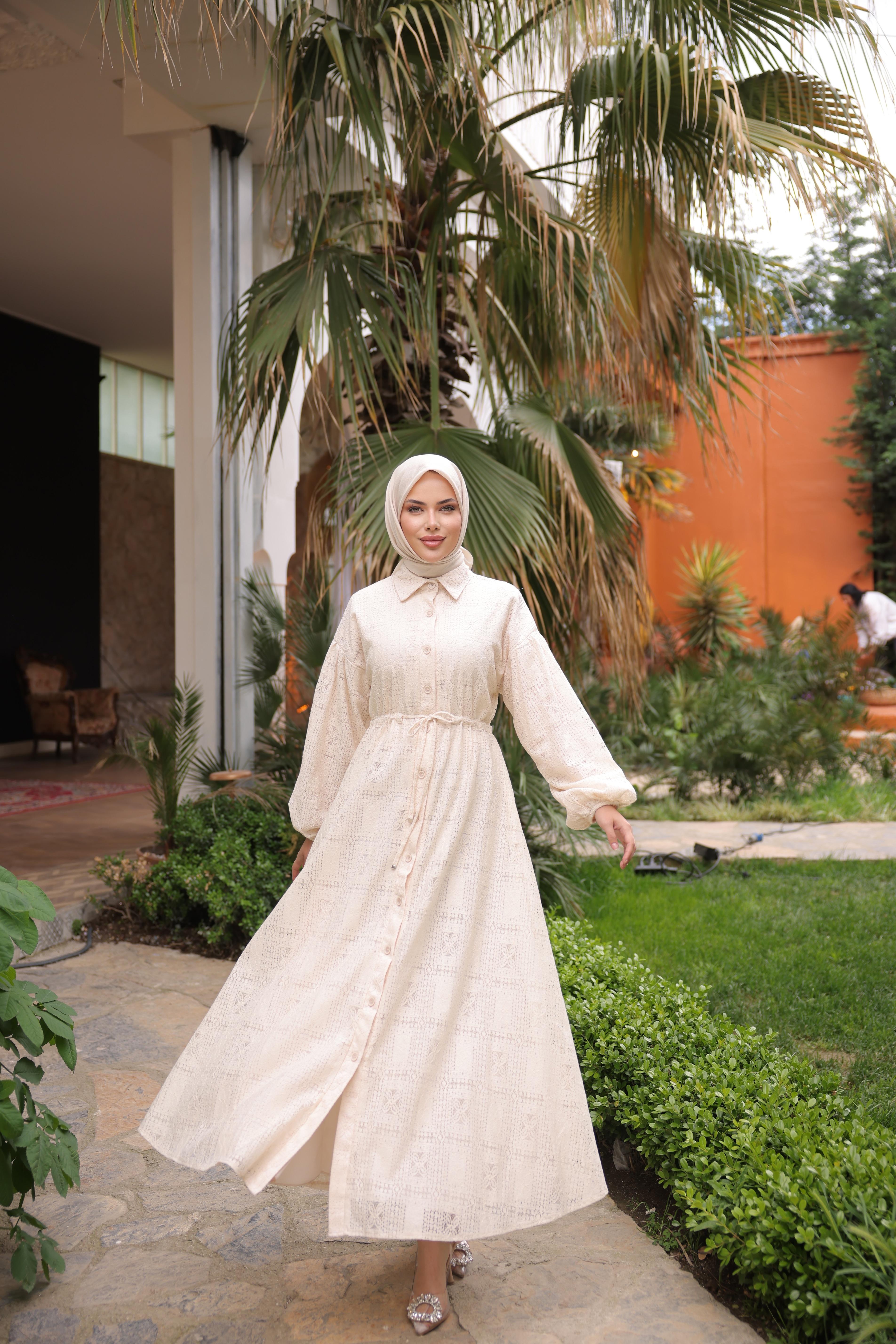 Lace Elbise