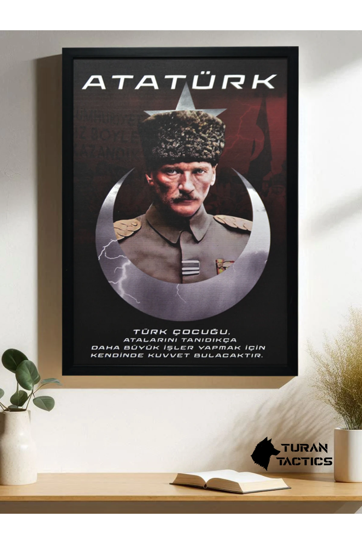 ATATÜRK TASARIMLI ÇERÇEVELİ 40*60 MDF TABLO