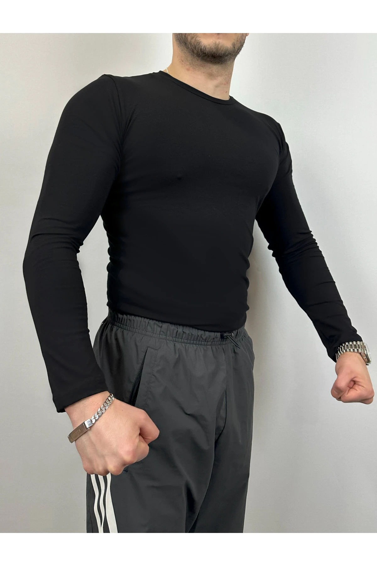 Düz Siyah Pamuklu Likralı Uzun Kollu Body (Badi)