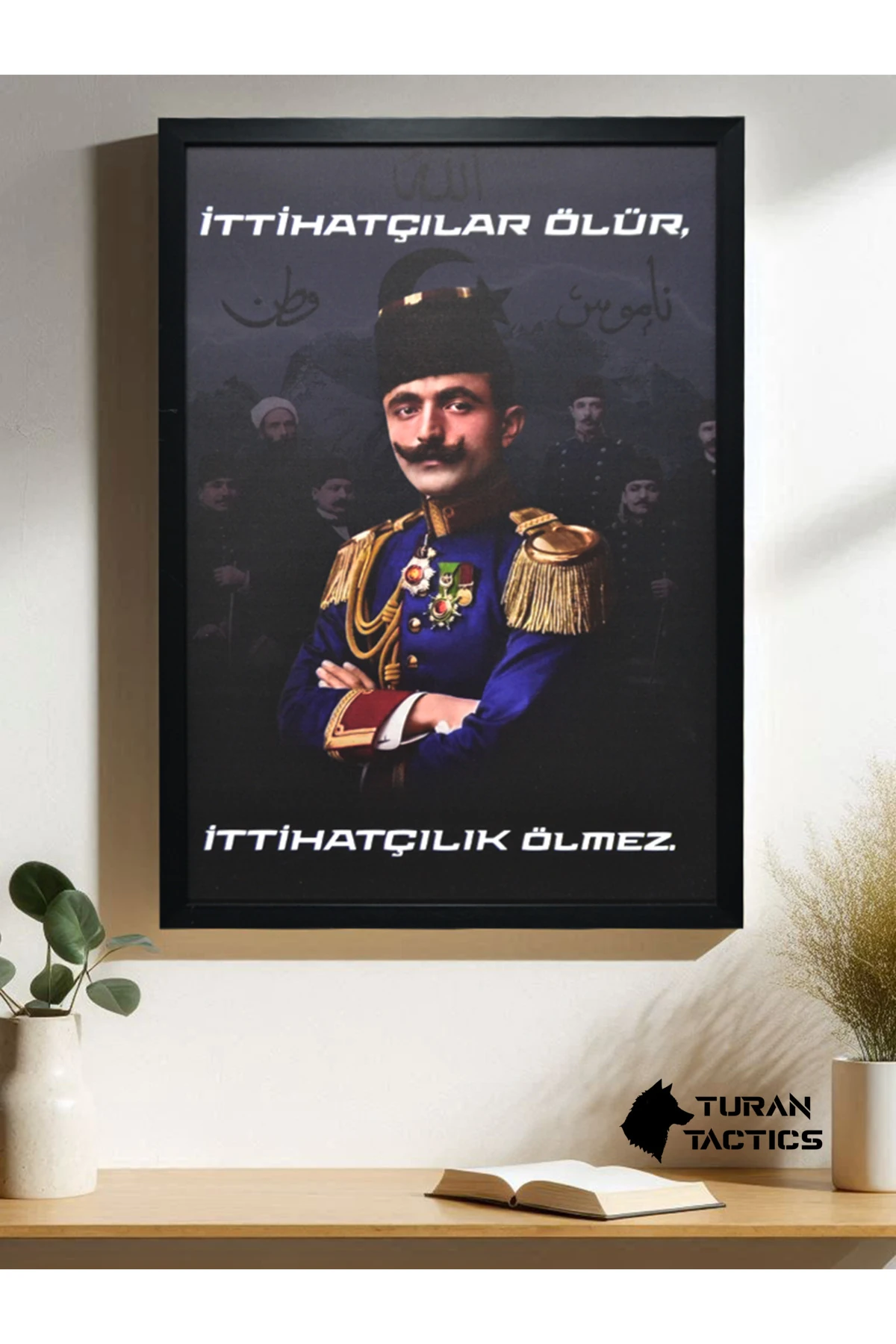 ENVER PAŞA TASARIMLI ÇERÇEVELİ 40*60 MDF TABLO