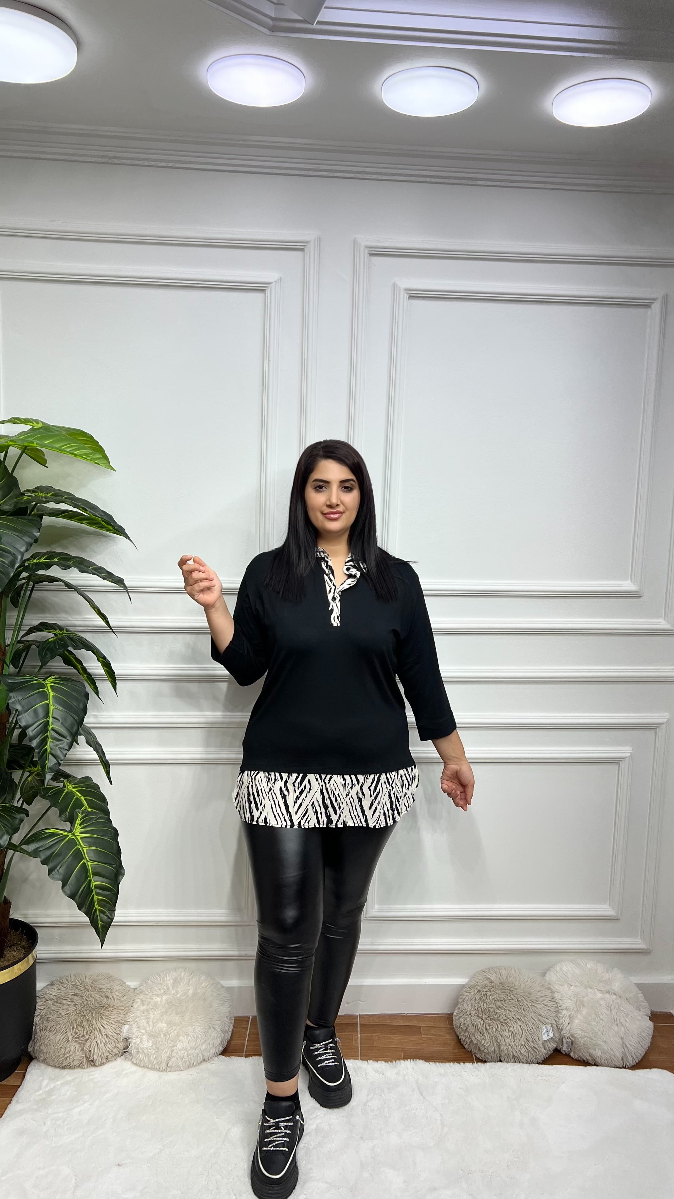 Gömlek Yaka Tunik Bluz - Siyah Zebra Desen