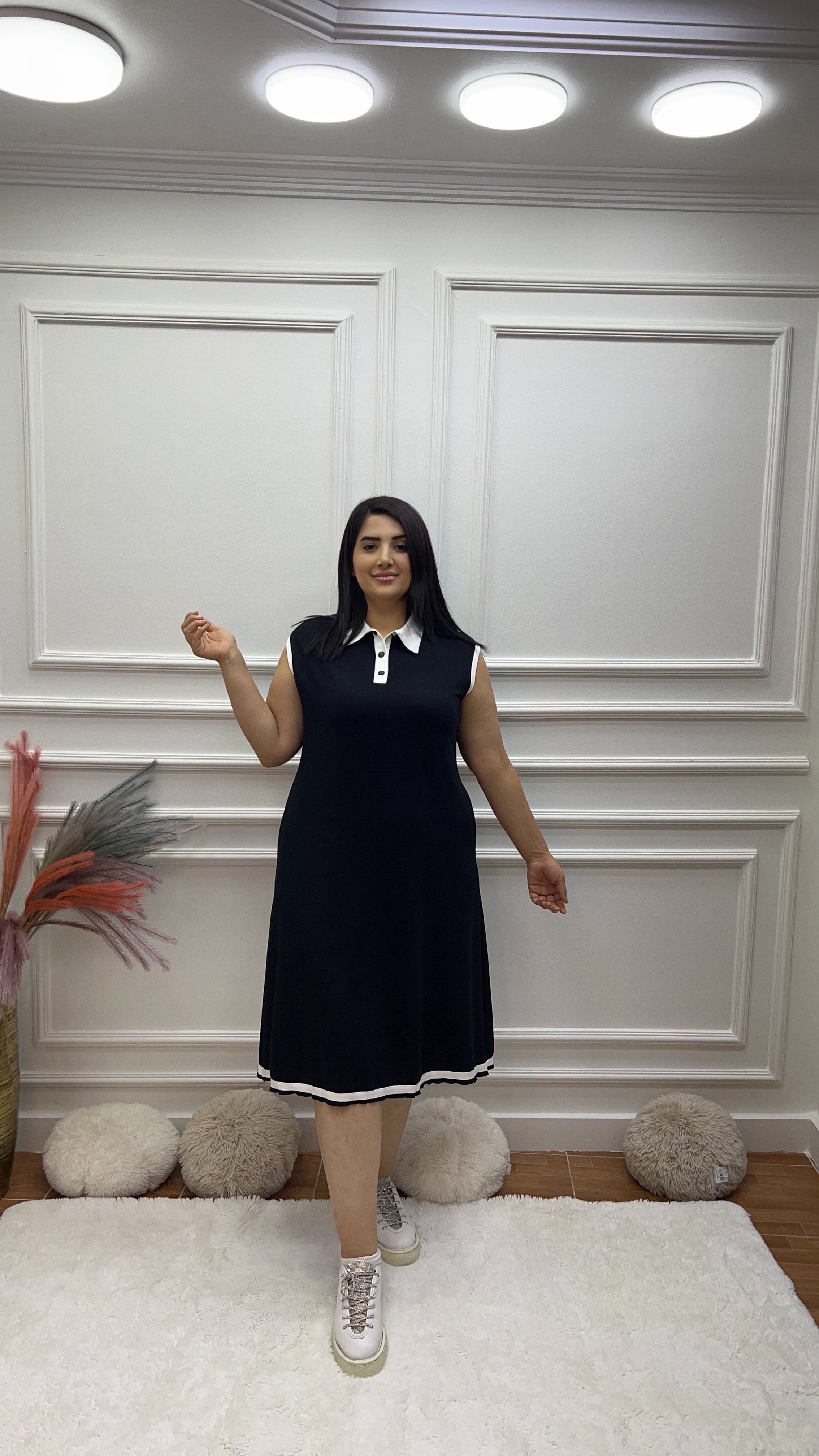 Polo Yaka Sıfır Kol Elbise