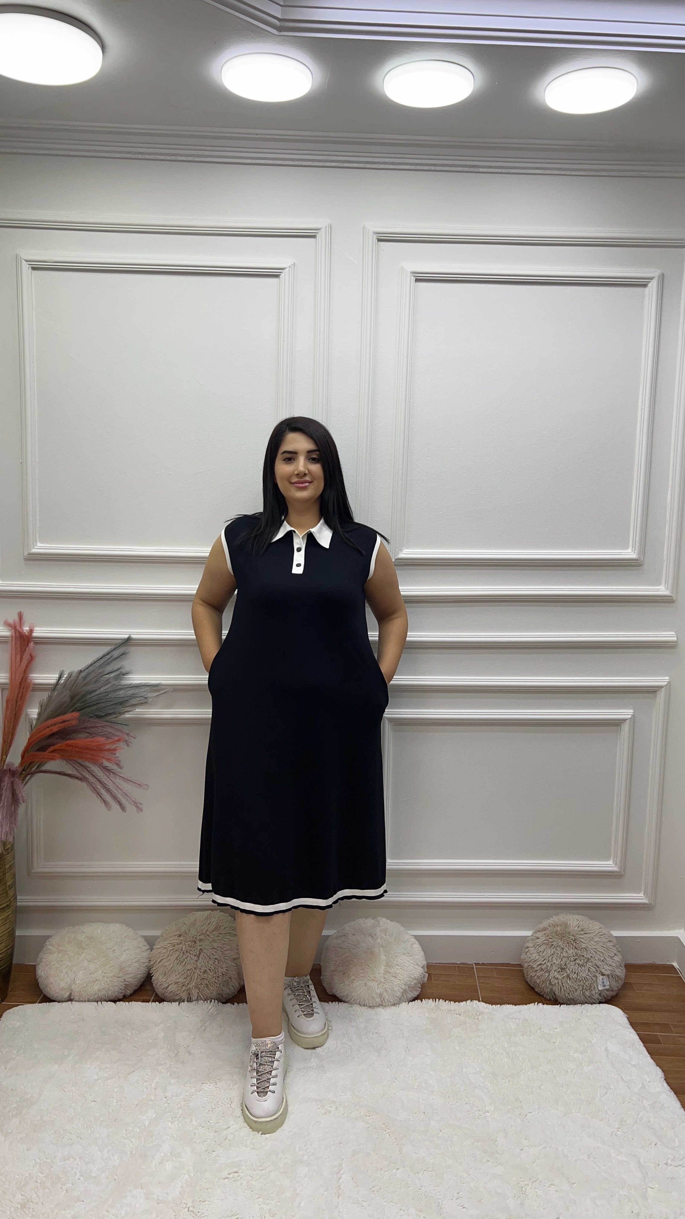 Polo Yaka Sıfır Kol Elbise
