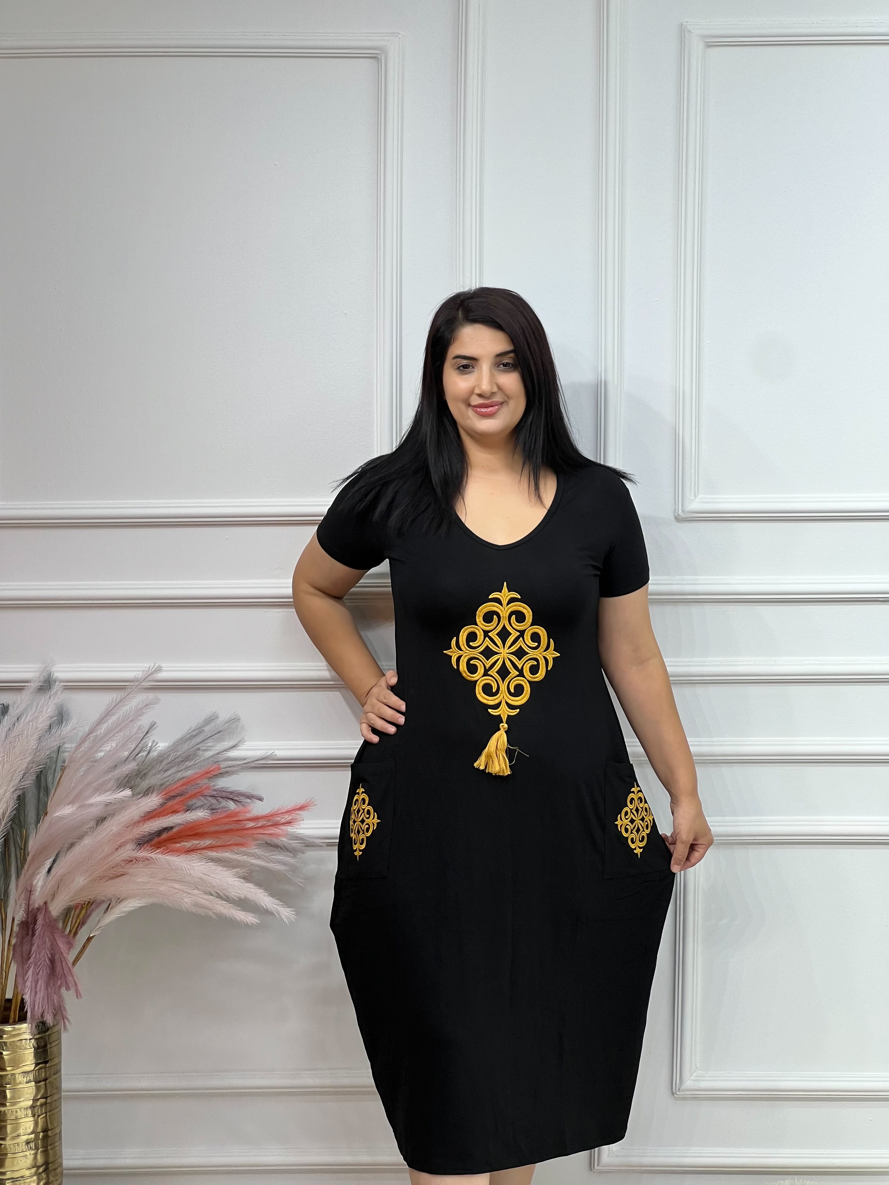Hardal Sarı Nakışlı Elbise
