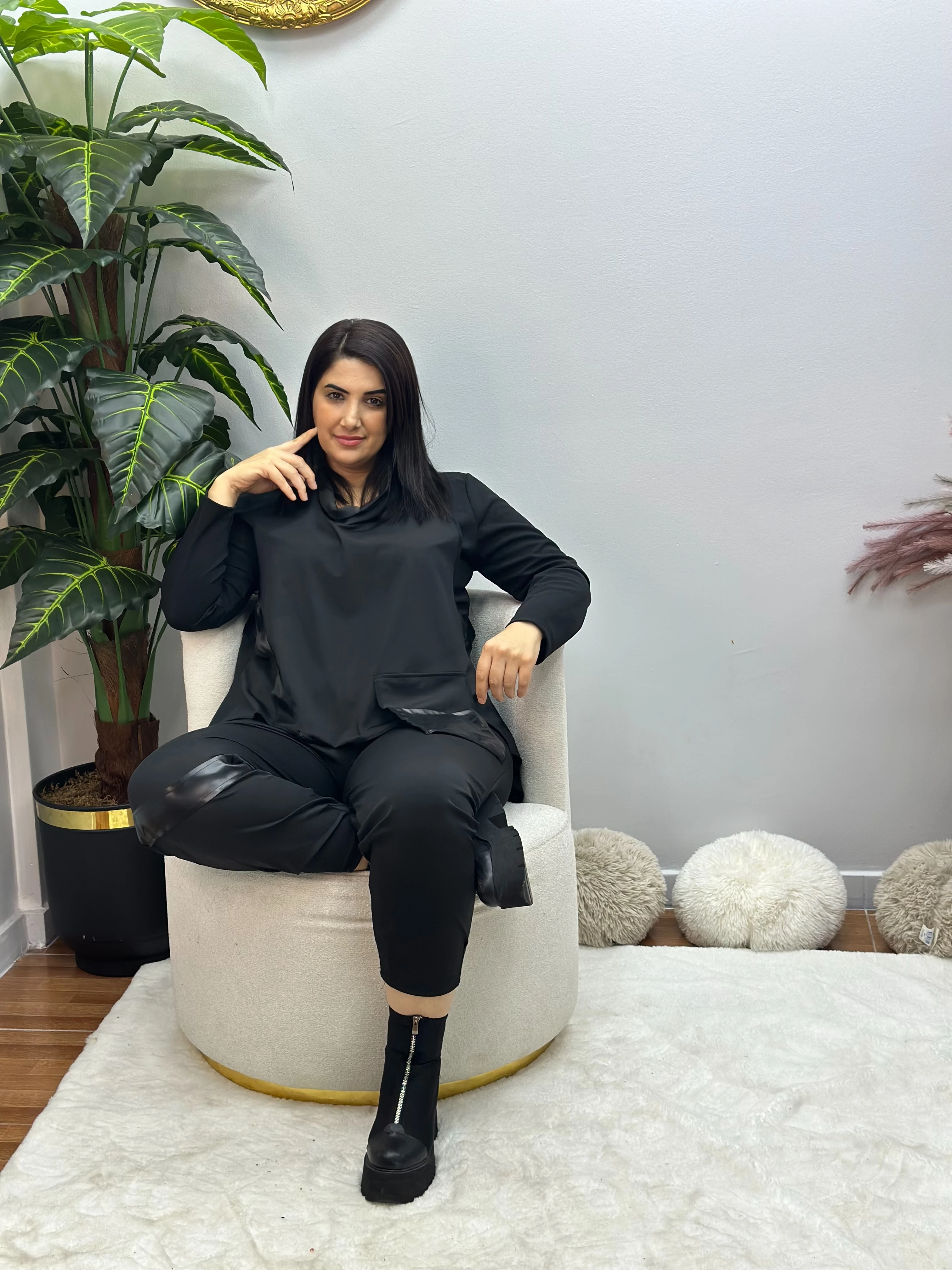 Deri Detay Scuba Kumaş Tasarım Takım