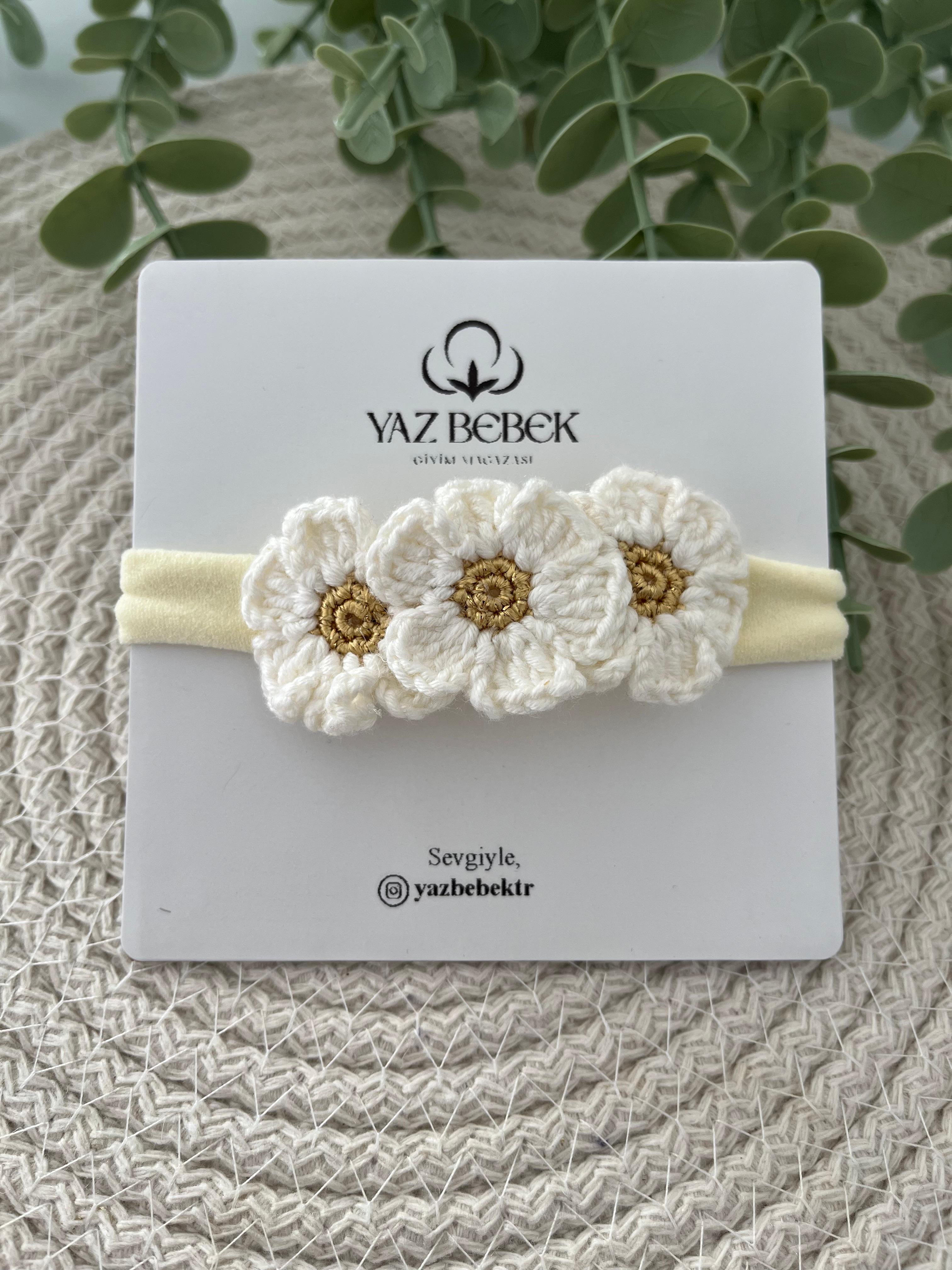 Ekru Üçlü Beyaz Renkli Çiçek Bandana