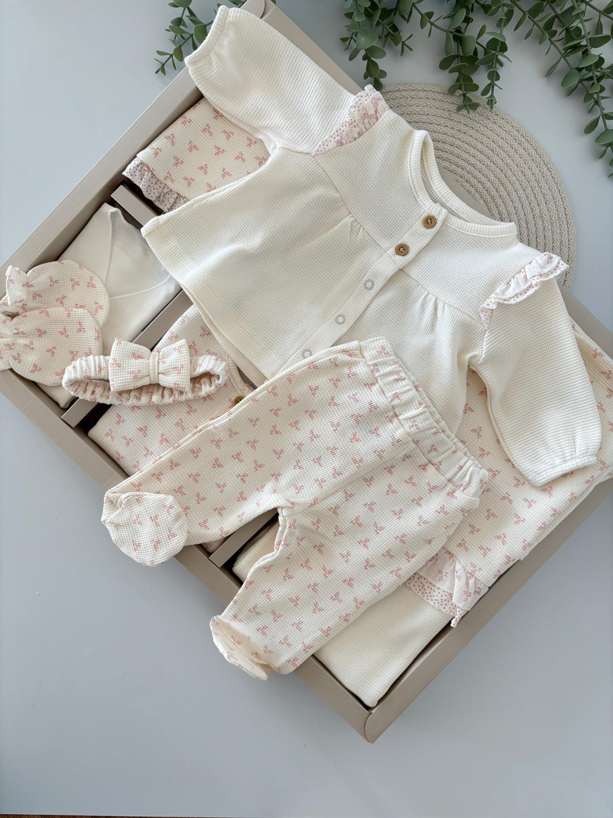 Kız Bebek Çiçek Baskılı Premium 10'lu Hastane Çıkışı Ekru