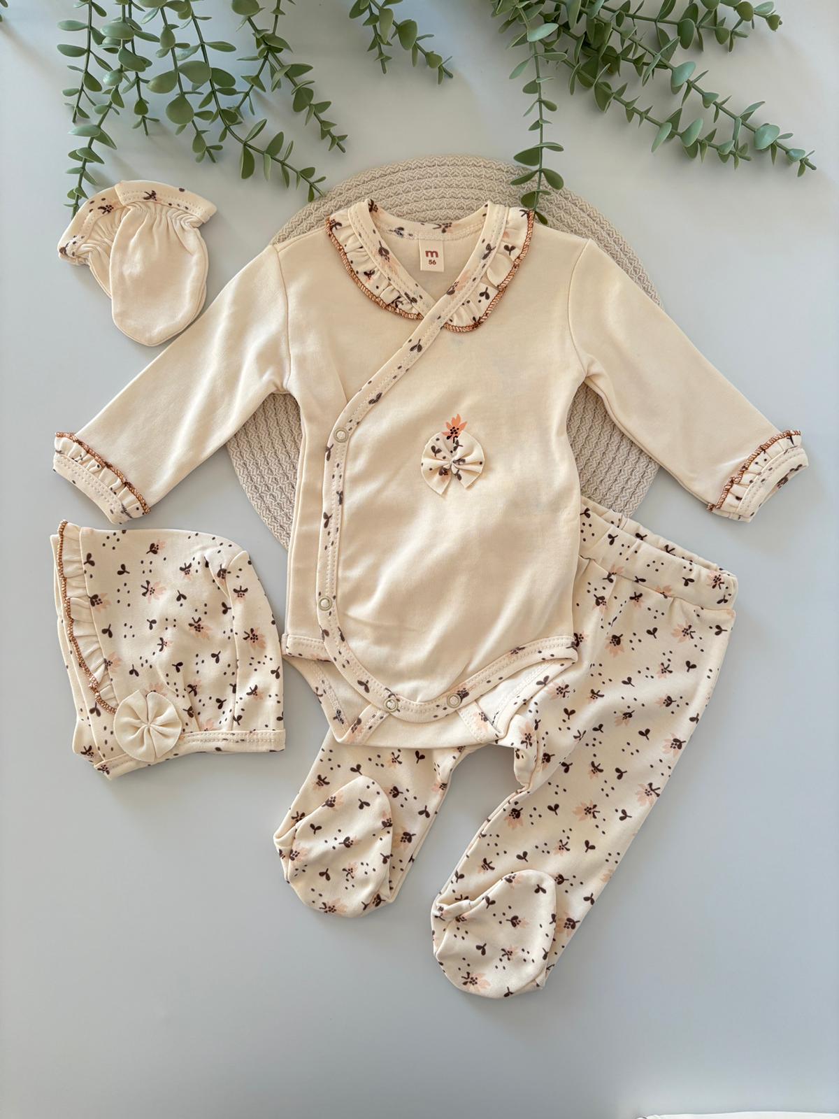 Kız Bebek Pamuklu Fırfır Detaylı 0-3 Ay Battaniyeli Set