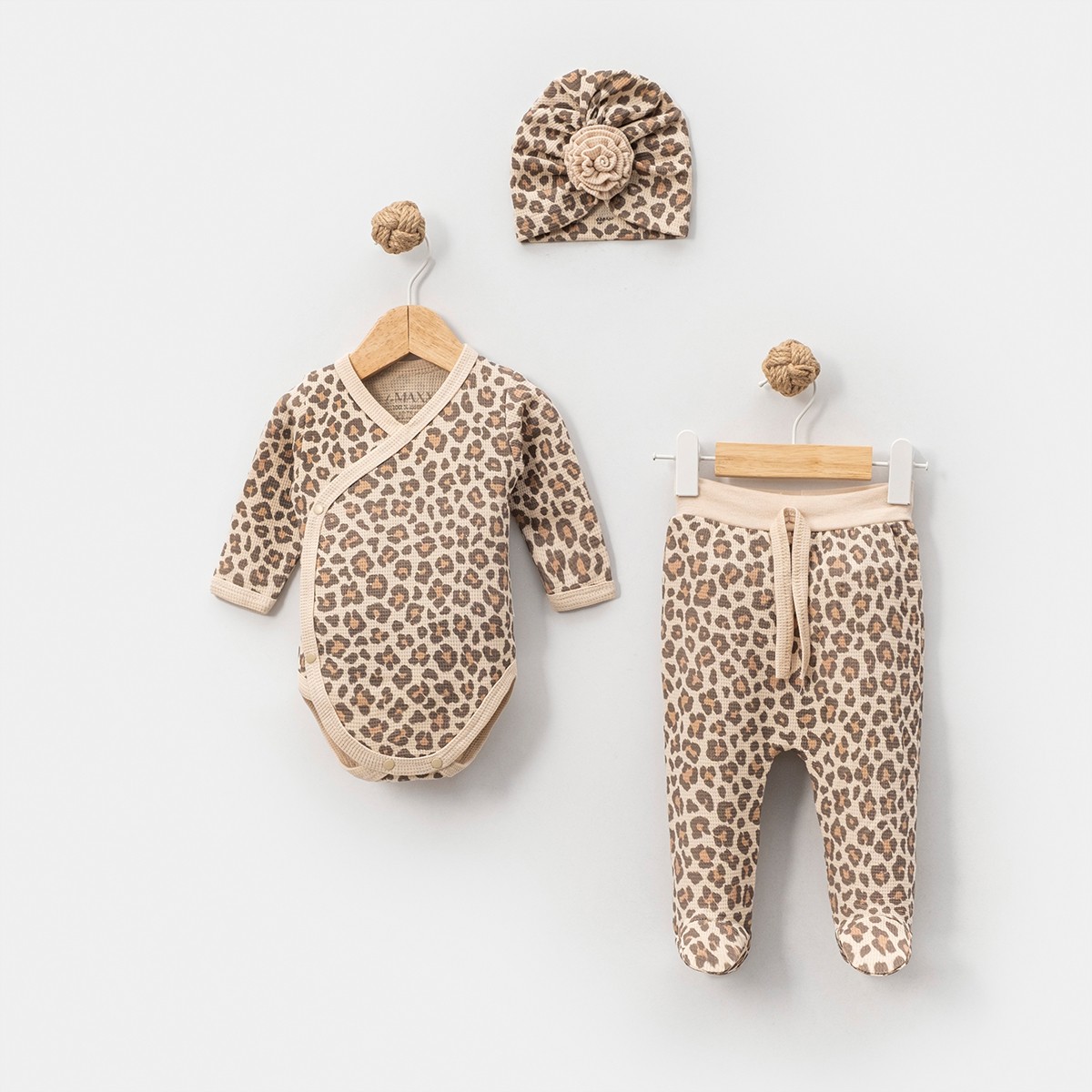 Kız Bebek Leopar Desenli 3'lü Takım