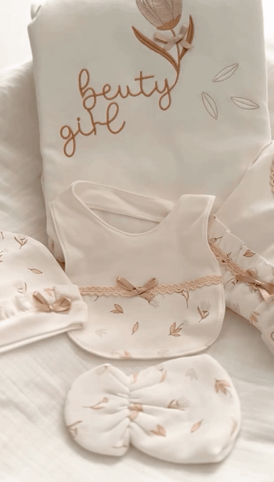 Kız Bebek 0-3 Ay Beauty Girl Kutulu Set Ekru Renk