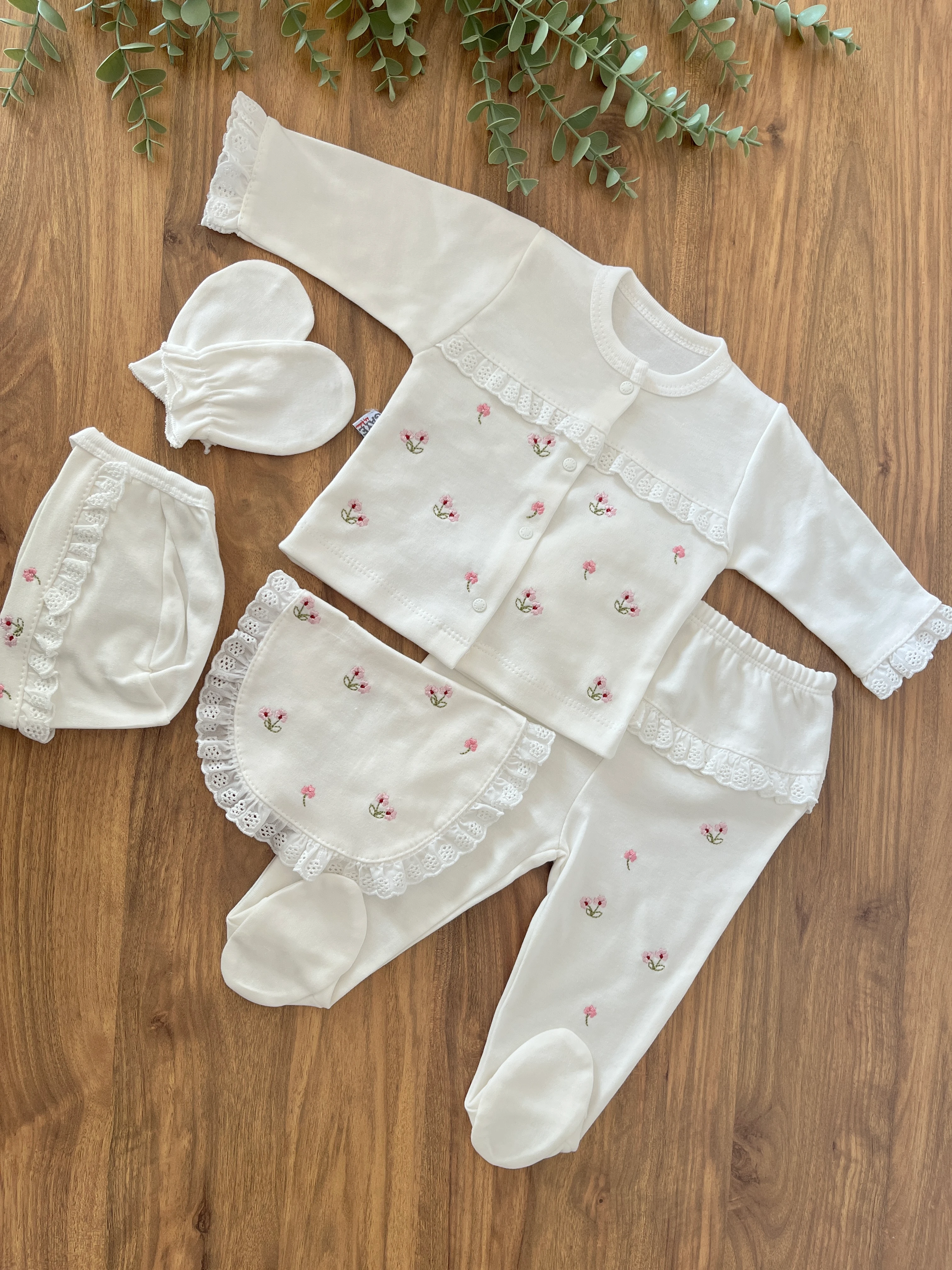 Kız Bebek 0-3 Ay Çiçek Nakışlı 5'li Set Ekru Renk