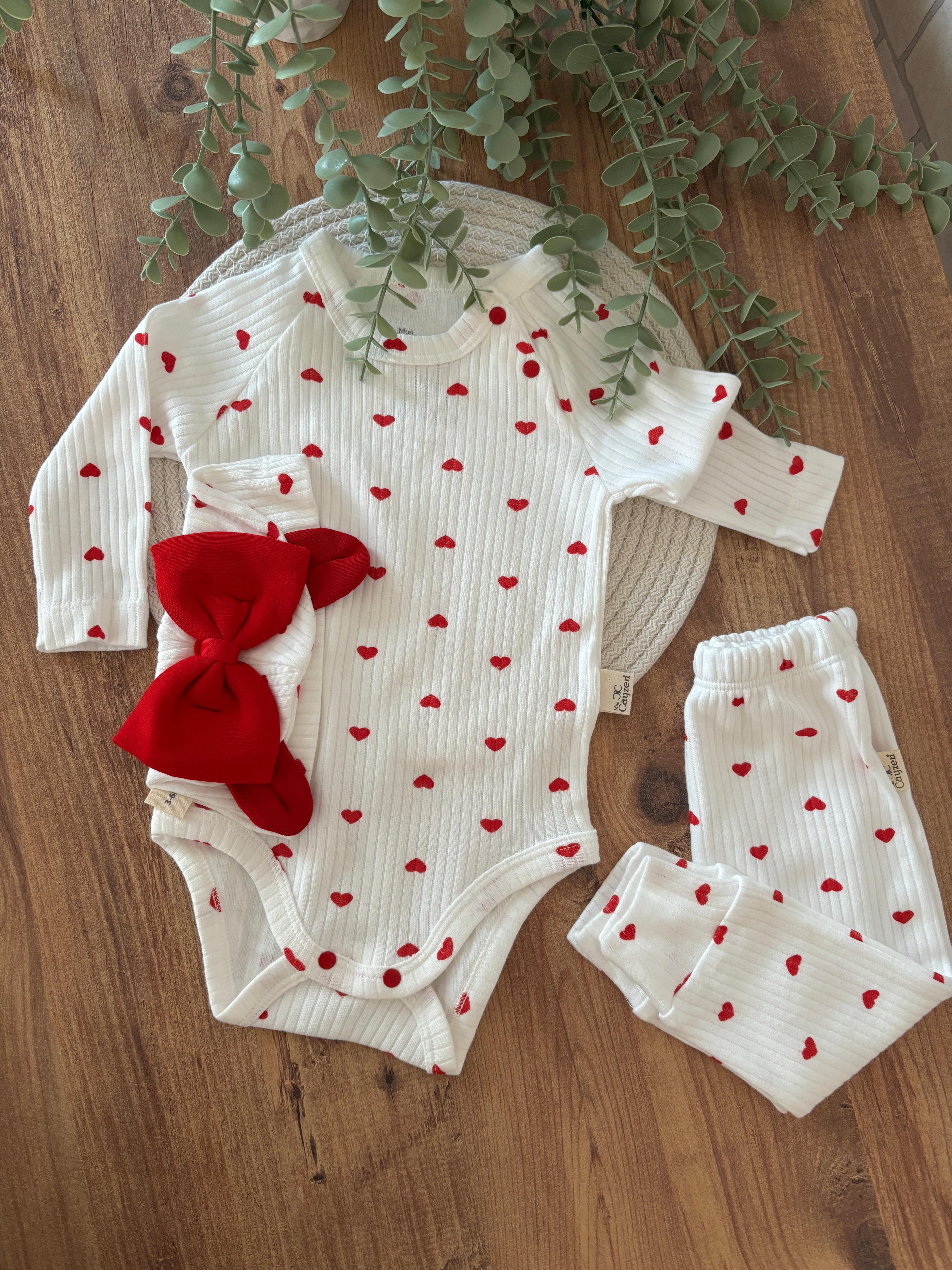 Kız Bebek Kalp Desenli 3’lü Set %100 Pamuk