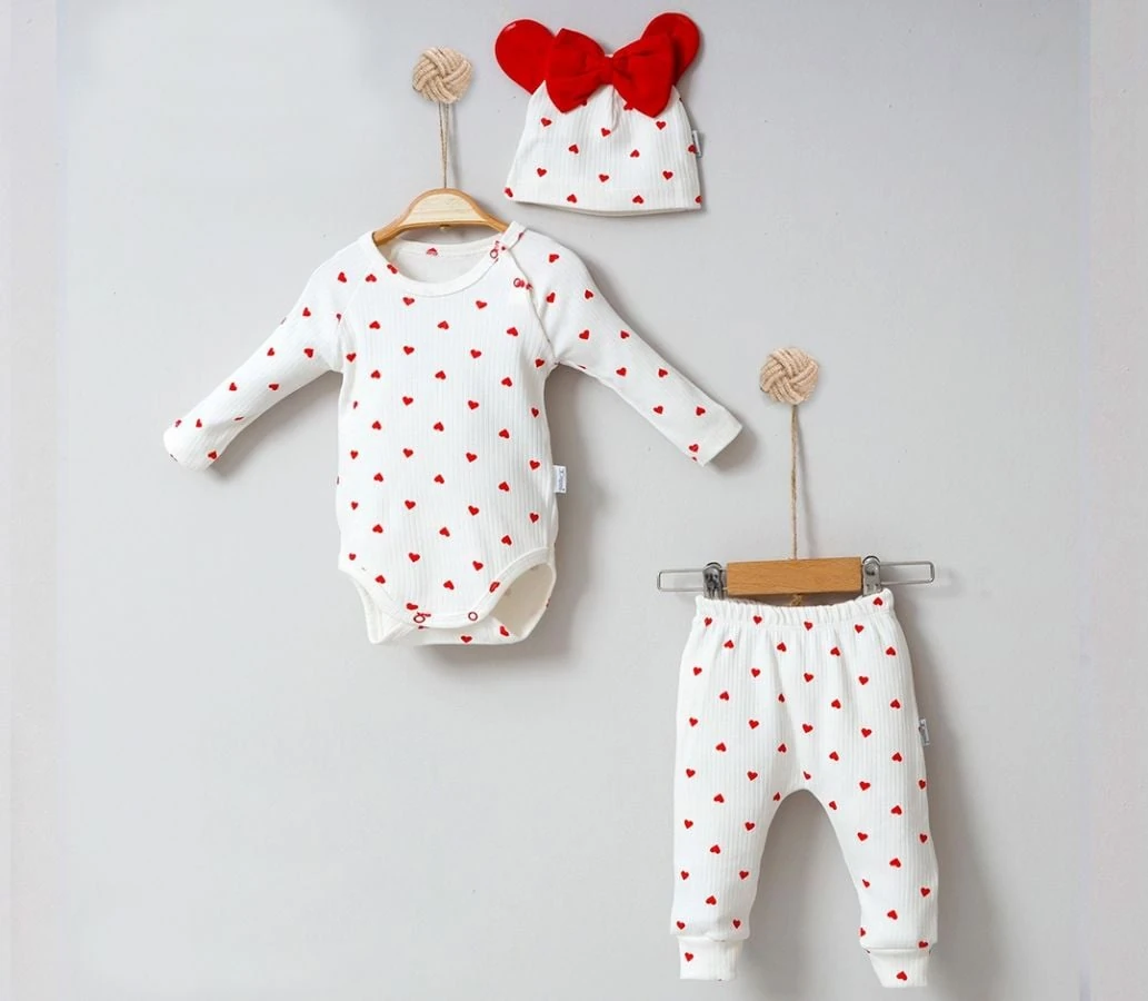 Kız Bebek Kalpli 3'lü Takım Kırmızı Renk