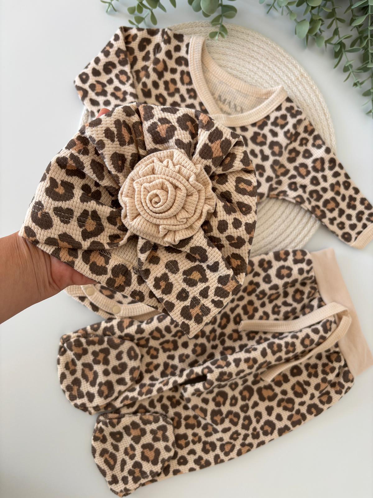 Kız Bebek Leopar Desenli 3'lü Takım