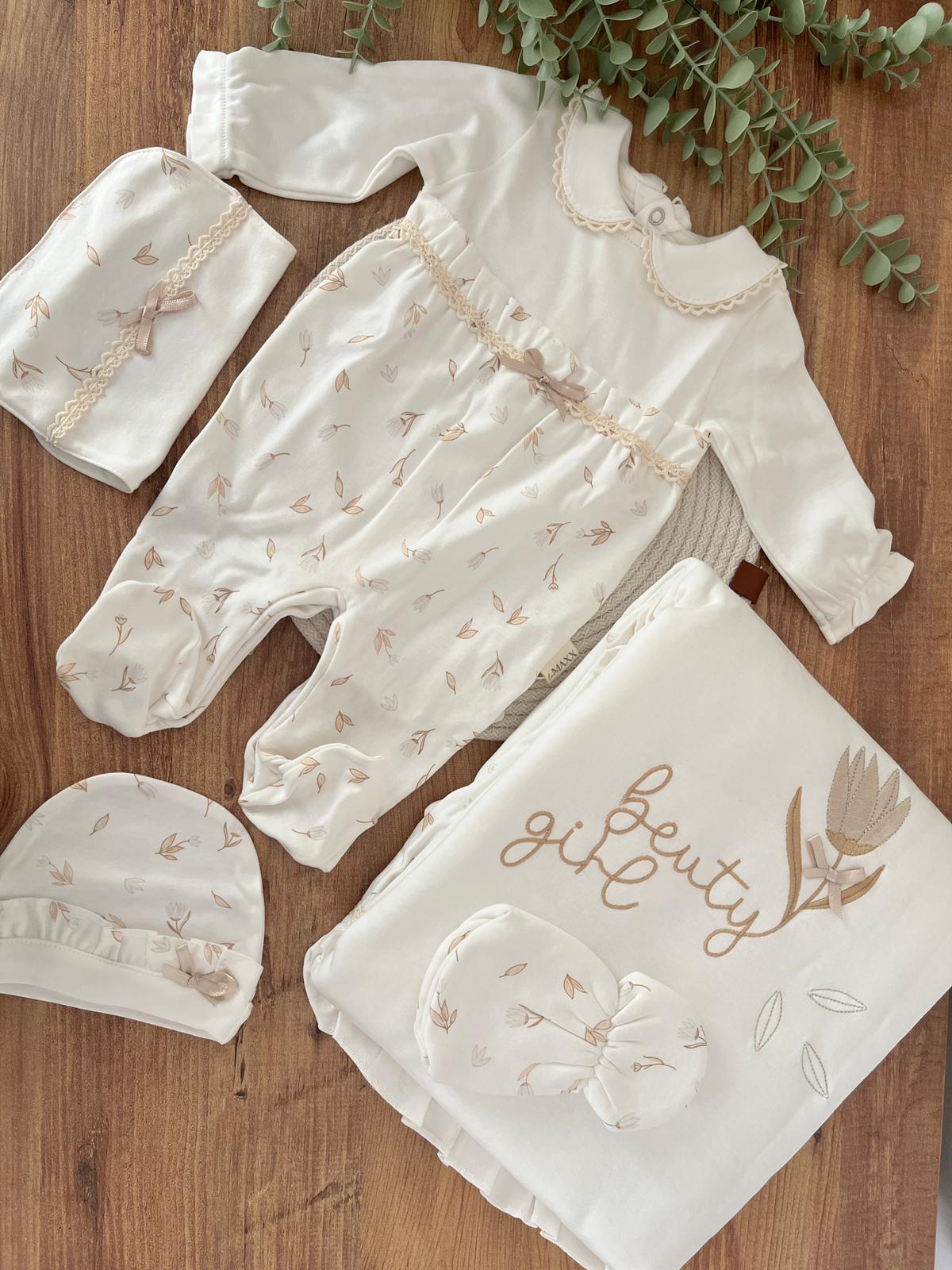Kız Bebek 0-3 Ay Beauty Girl Kutulu Set Ekru Renk