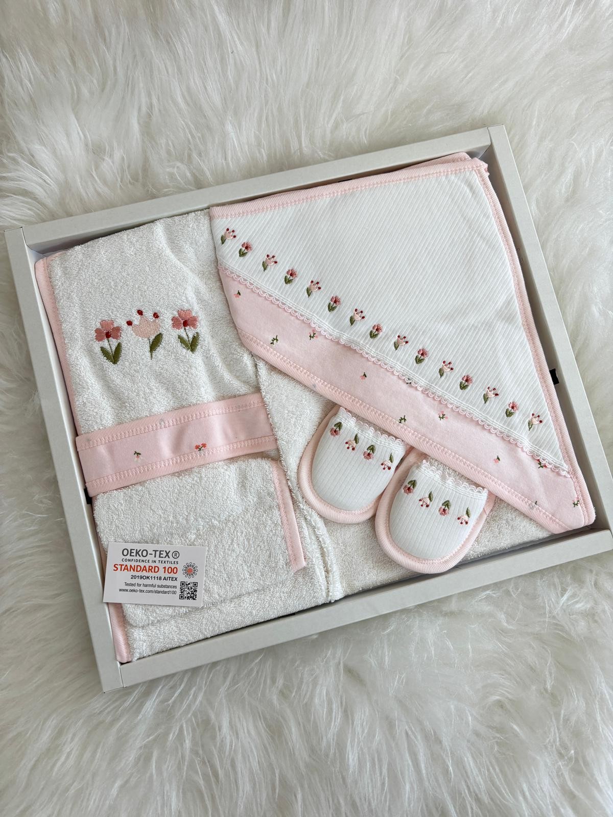 Kız Bebek Kanaviçe Nakışlı Bornoz Set Somon Renk