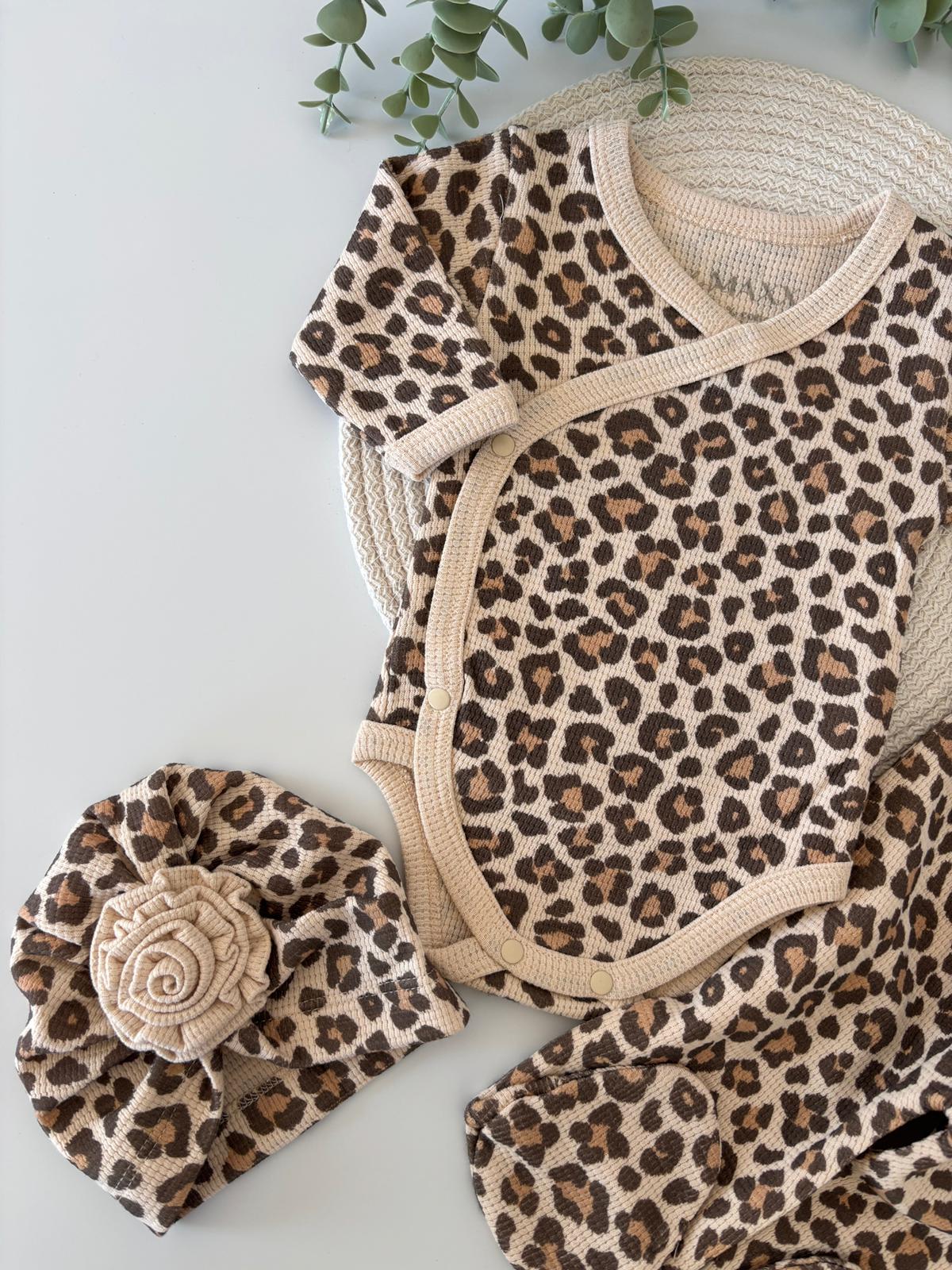 Kız Bebek Leopar Desenli 3'lü Takım