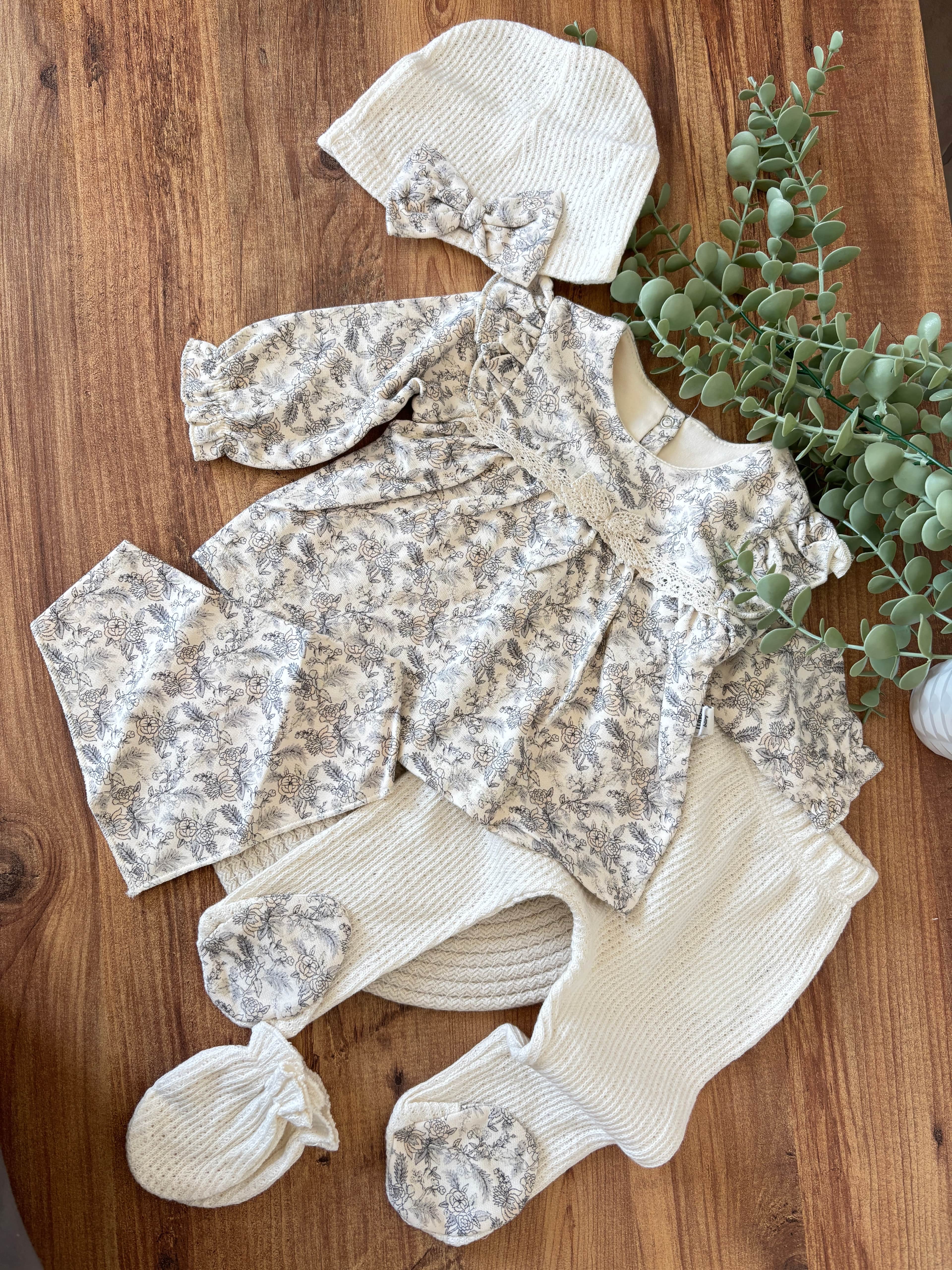 Kız Bebek 0-3 Ay Little Honey 5’li Zıbın Set %100 Pamuk