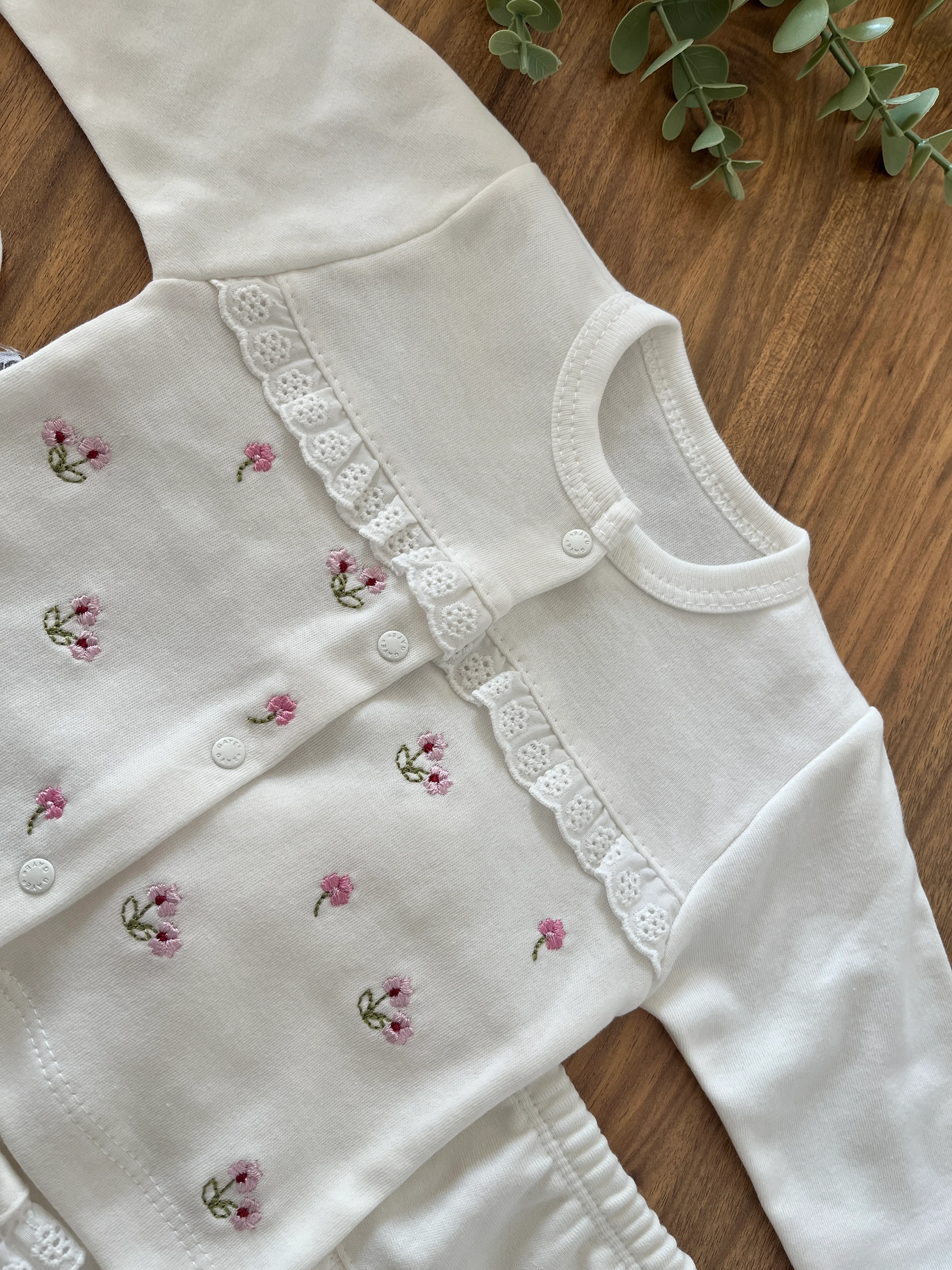 Kız Bebek 0-3 Ay Çiçek Nakışlı 5'li Set Ekru Renk