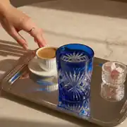 أزرق