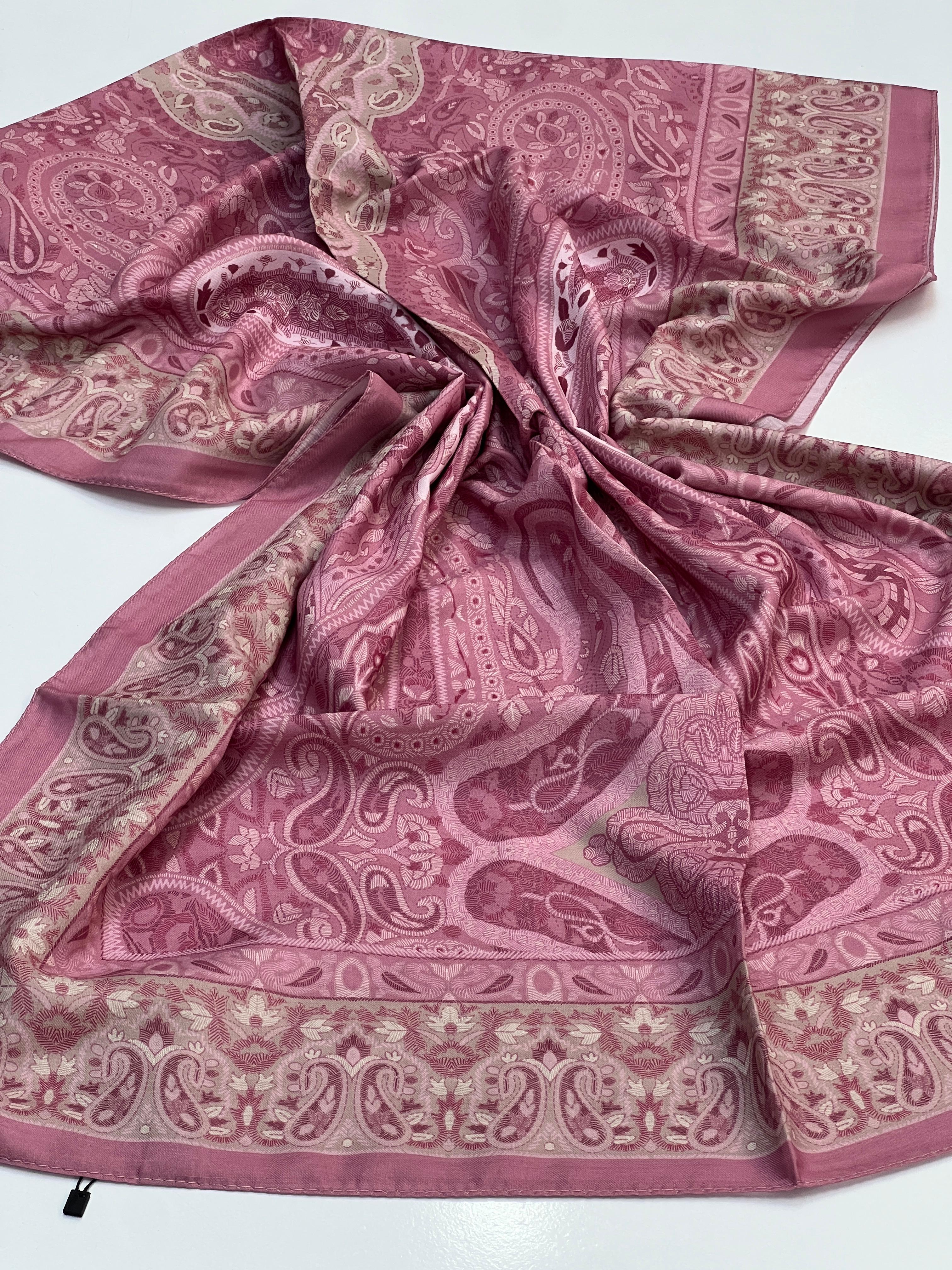 PEMBE 4