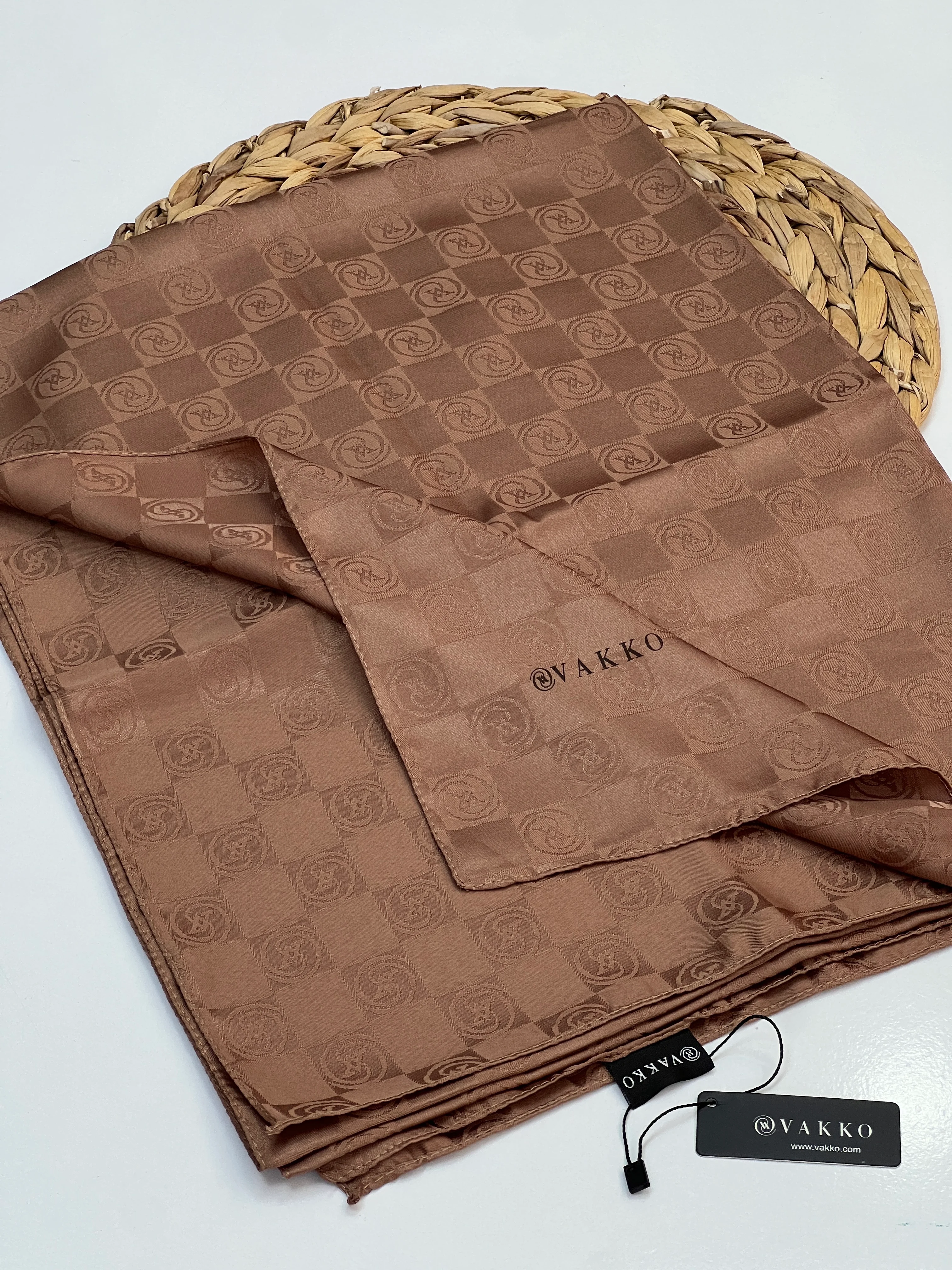 VAKKO MONOGRAM DAMA DESEN JAKAR ŞAL - BAKIR KAHVE